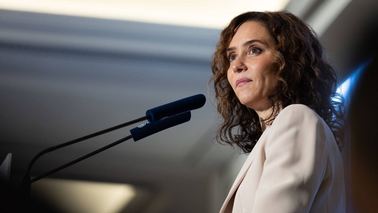 Ayuso anuncia rebajas fiscales para jóvenes menores de 40 años que compren vivienda en Madrid