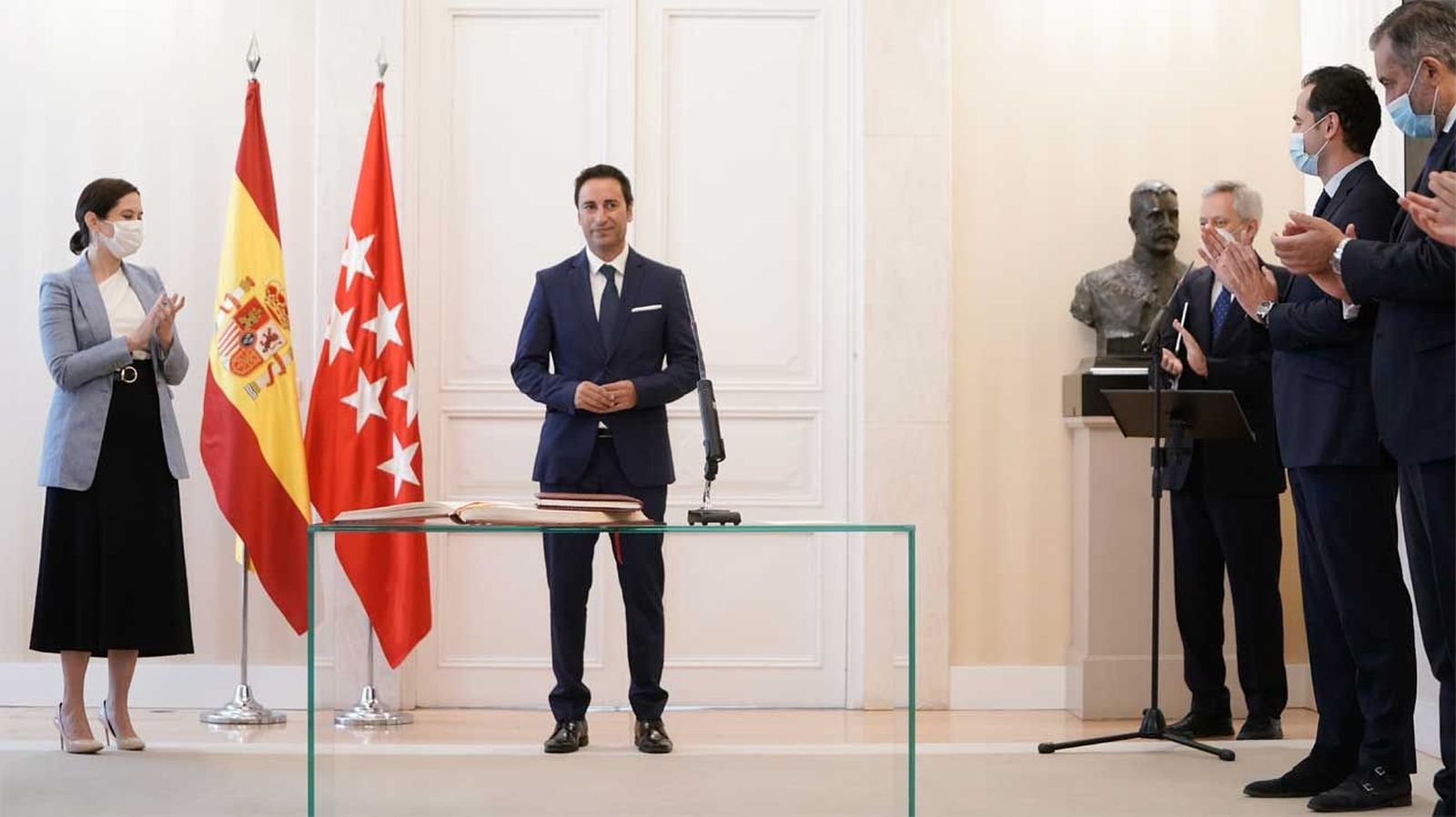 Javier Luengo toma posesión como nuevo consejero de Políticas Sociales