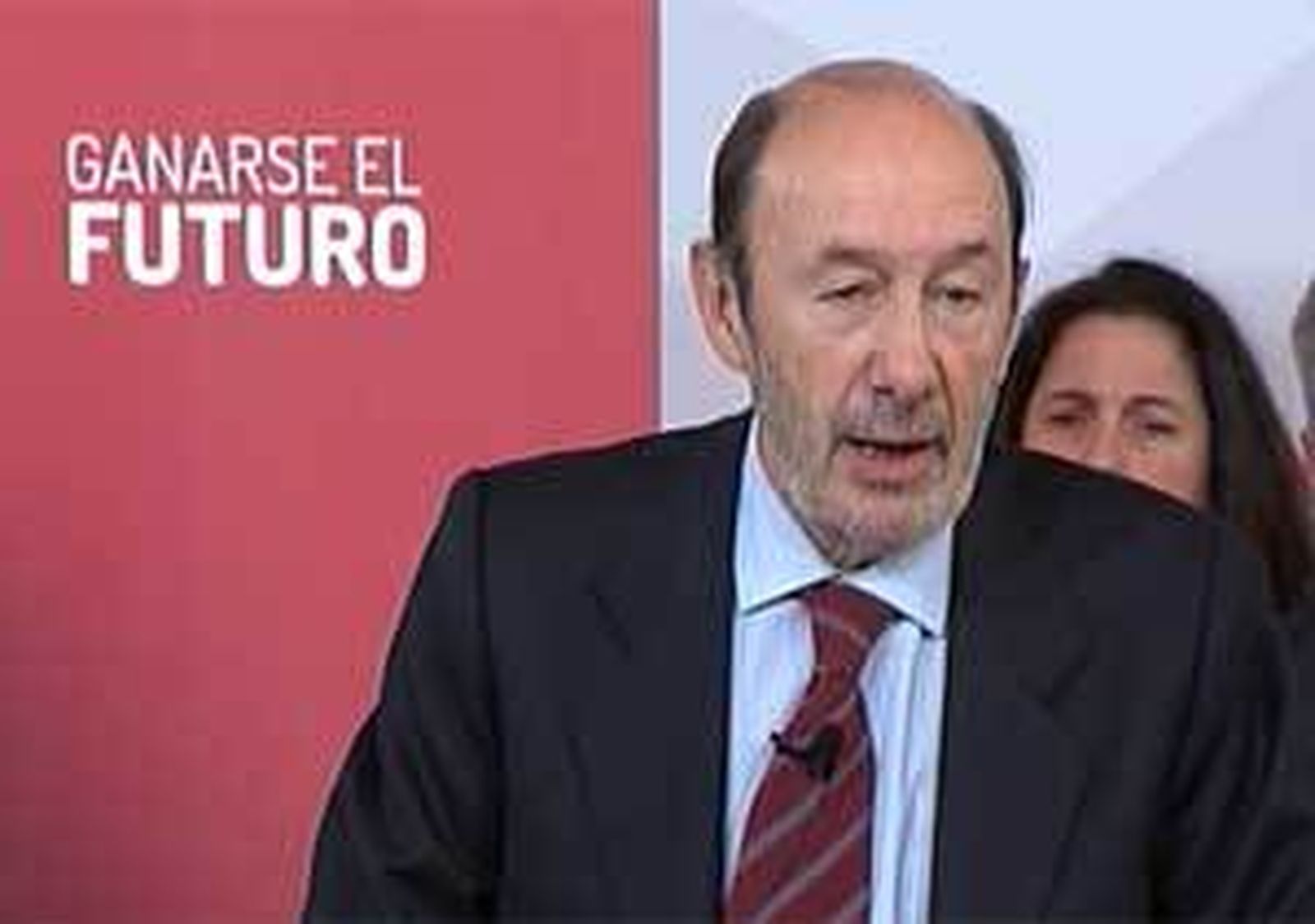 Rubalcaba: El PSOE se opondrá "por tierra, mar y aire" a la reforma local