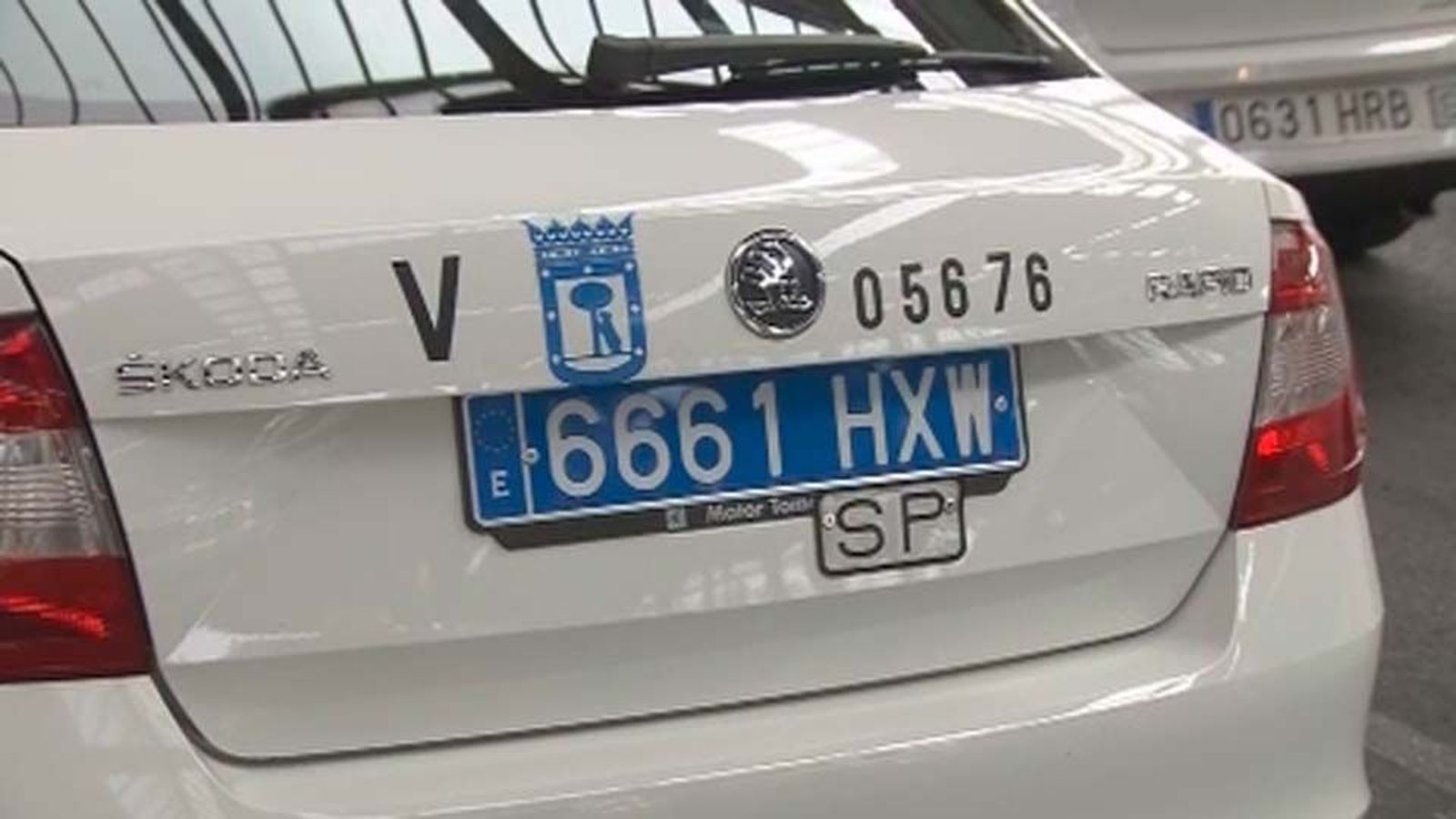Los taxis y los vehículos VTC ya llevan la matrícula azul
