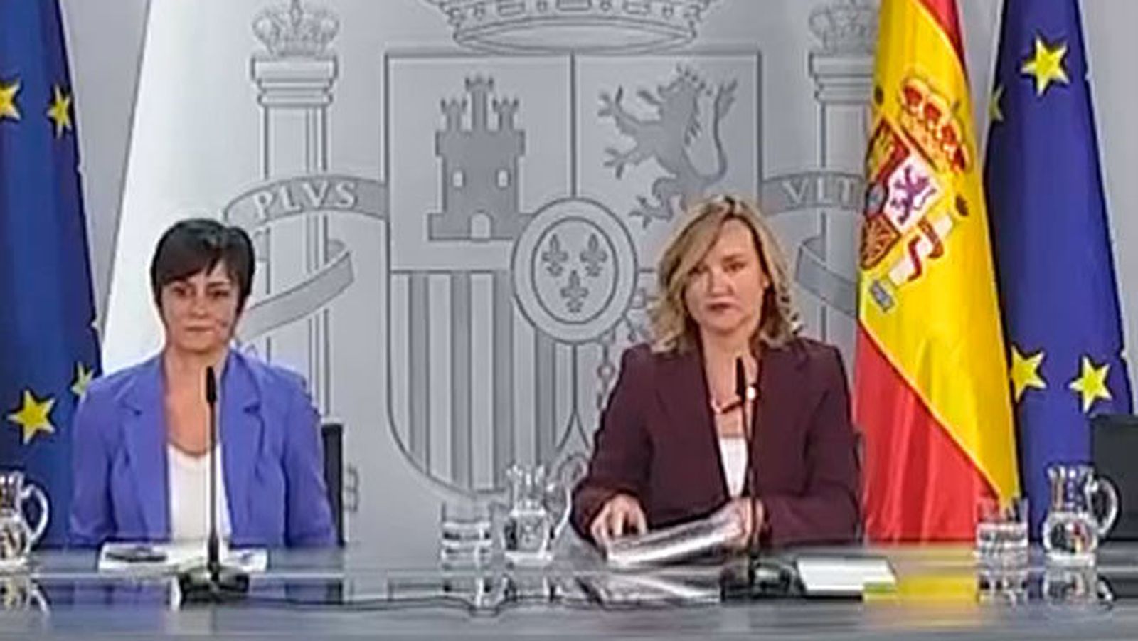 Isabel Rodríguez y Pilar Alegría en la rueda de prensa tras el Consejo de Ministros