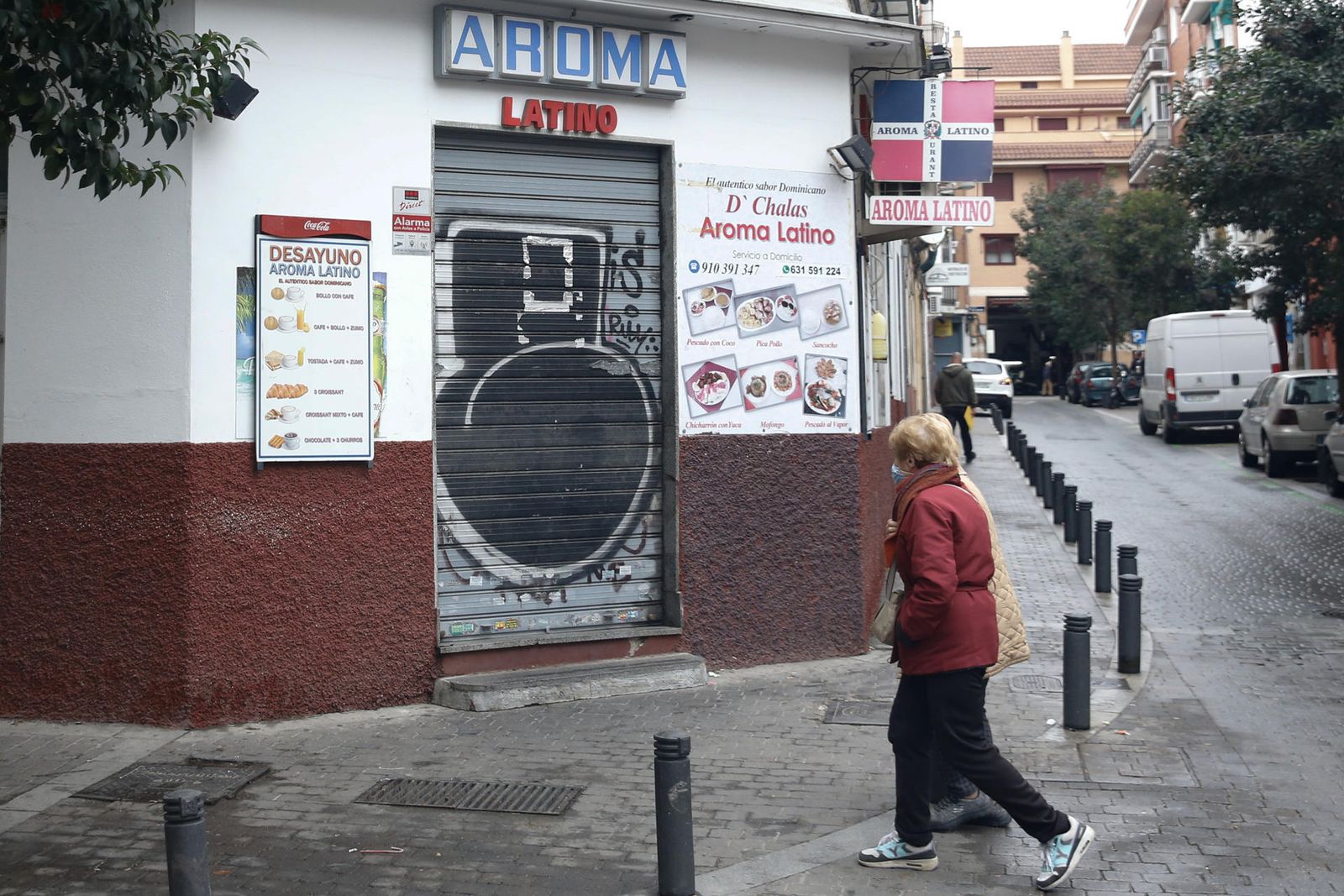 Bar del distrito de Tetuán donde  se refugió el joven apuñalado