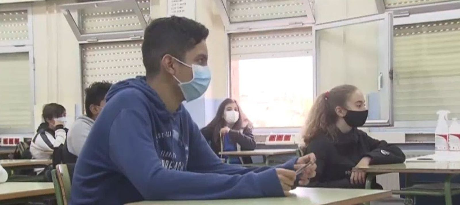 El coronavirus afecta ahora más a los jóvenes de entre 15 y 24 años