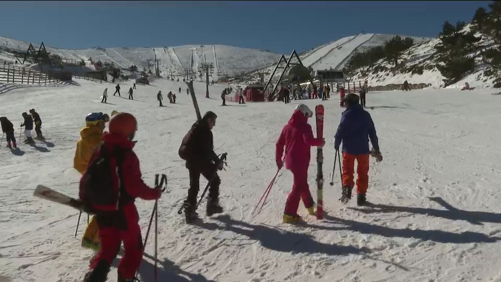 Disfrutando de una mañana de esquí en Navacerrada