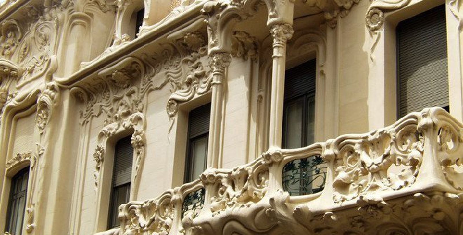 Detalle del Palacio Longoria