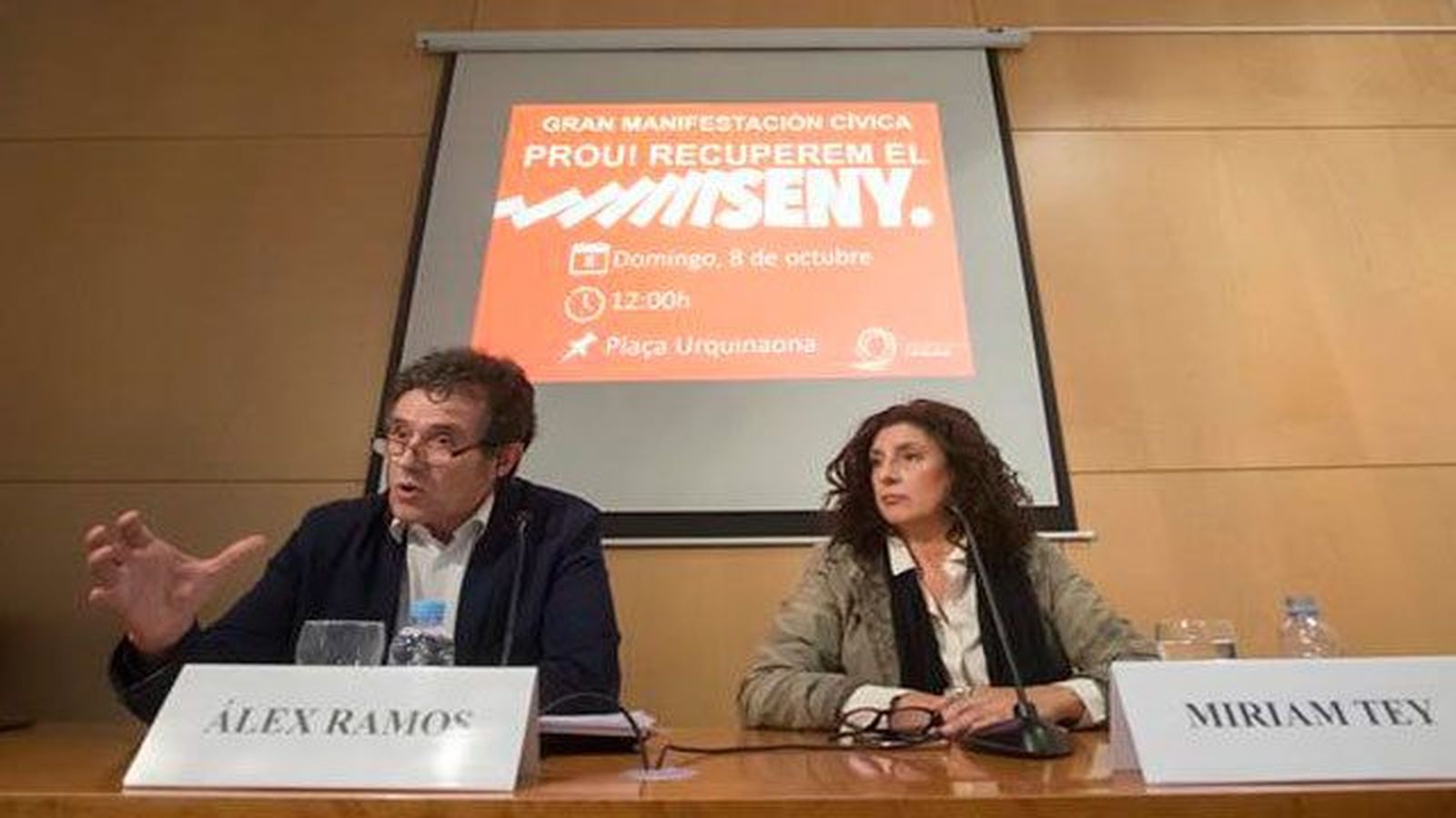 Societat Civil llama a manifestarse el domingo en Barcelona a favor de sensatez