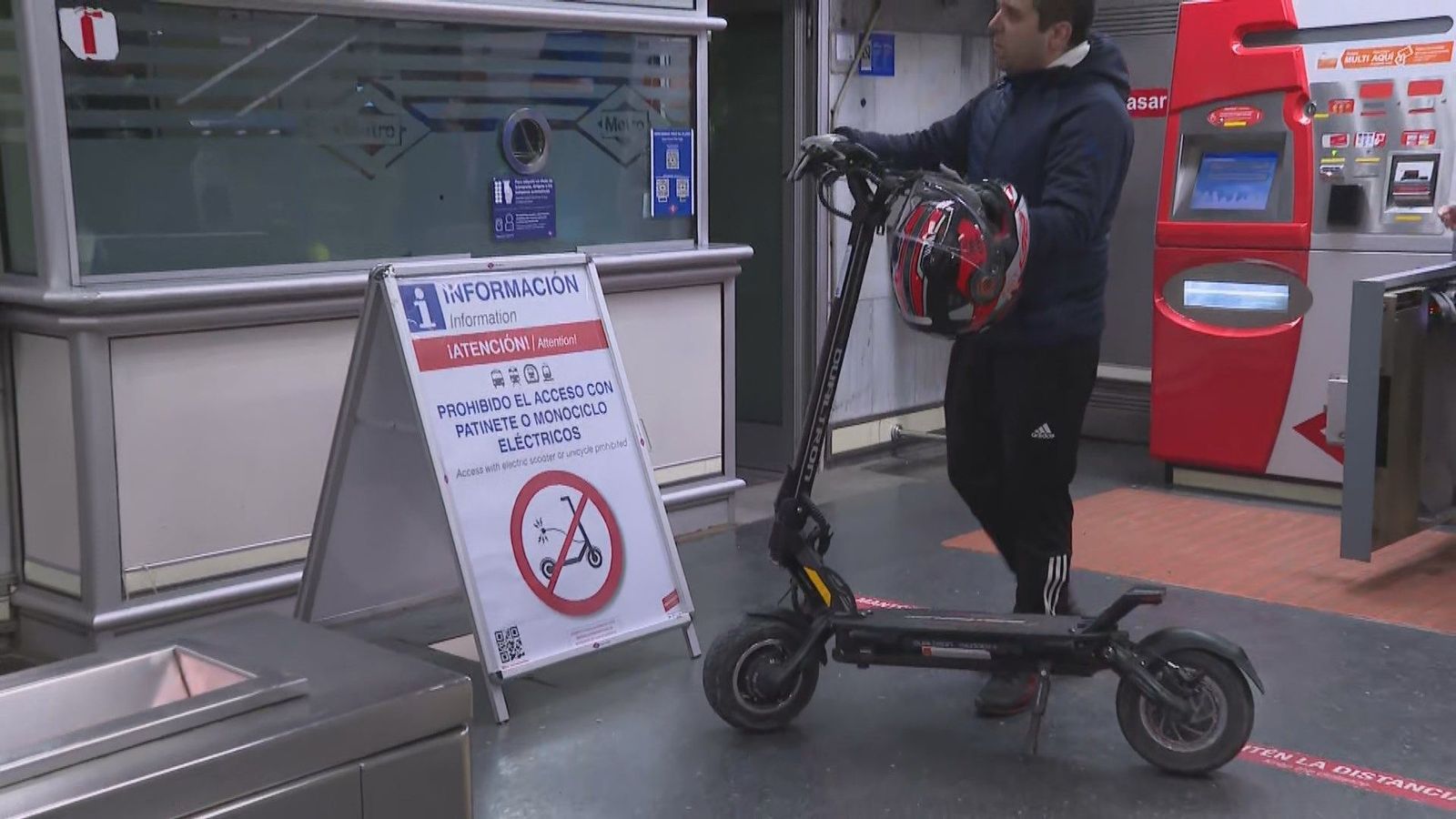 Los patinetes eléctricos, prohibidos en el transporte público de Madrid a partir de este sábado