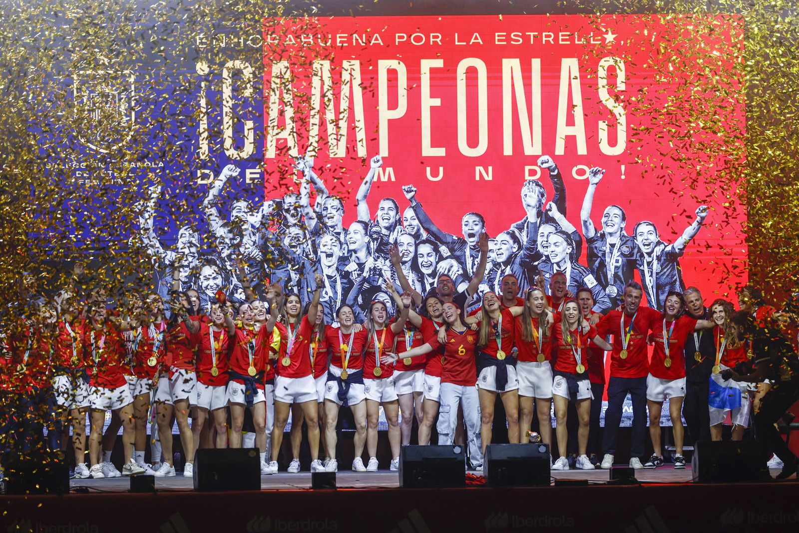Fiesta de la Selección femenina de fútbol en Madrid tras ganar el Mundial
