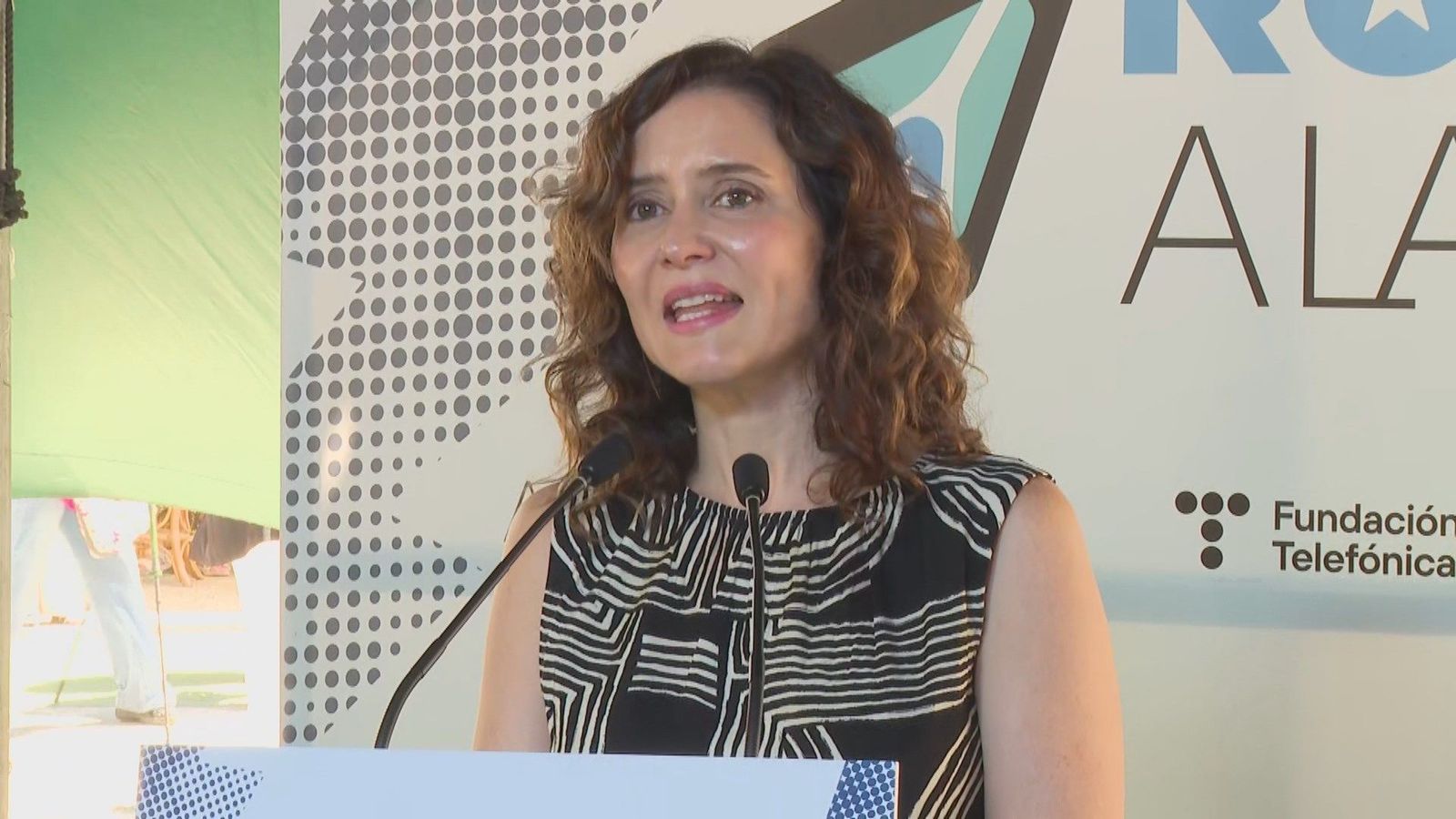 Ayuso: "Sánchez y el fiscal general no seguirían un minuto más en cualquier otro país"