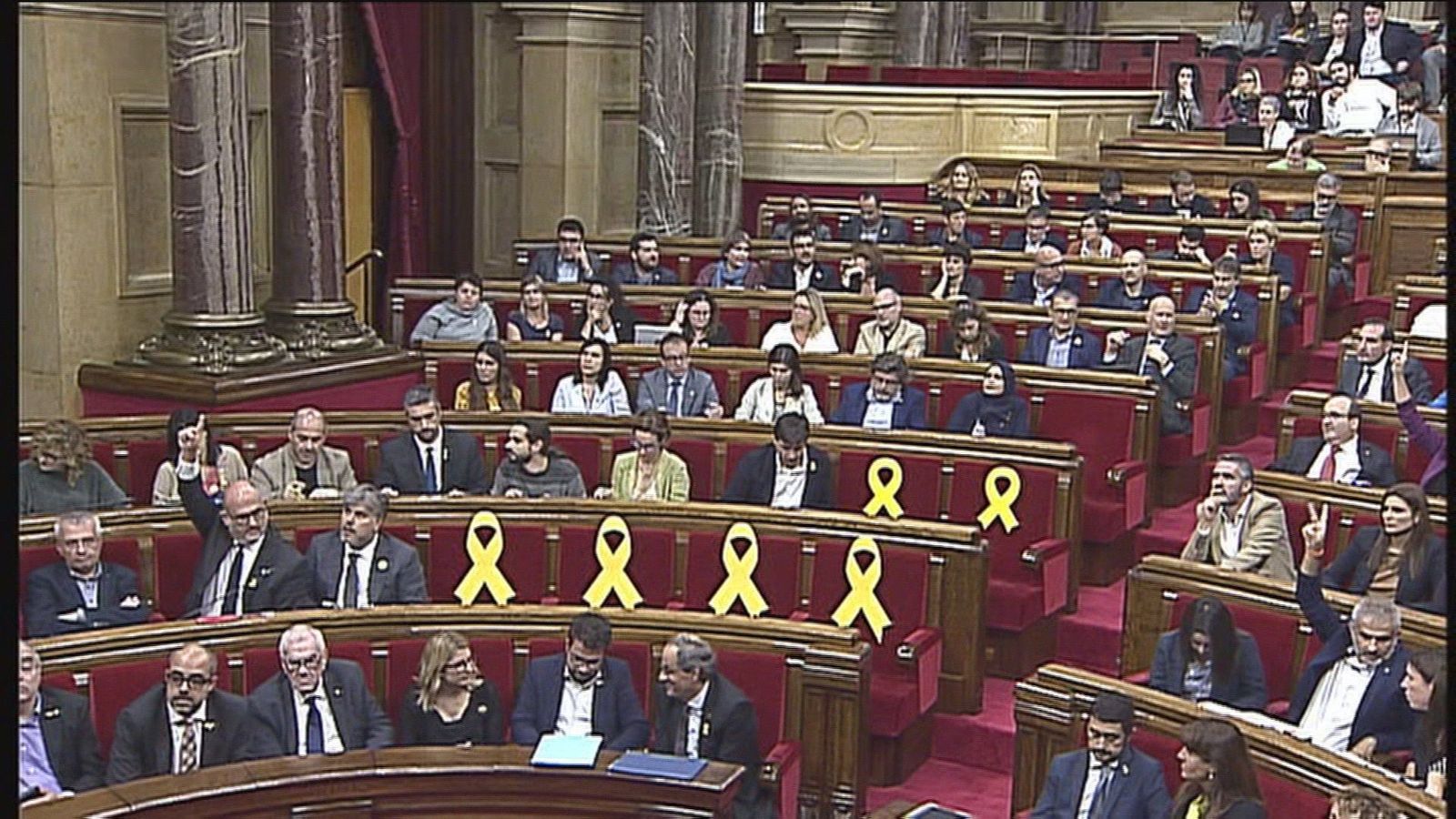 La pérdida de la mayoría soberanista lleva a Parlament a votaciones contradictorias