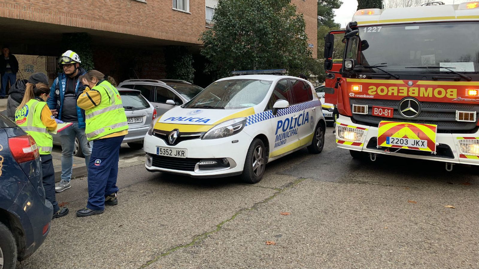 Policía Municipal y Bomberos