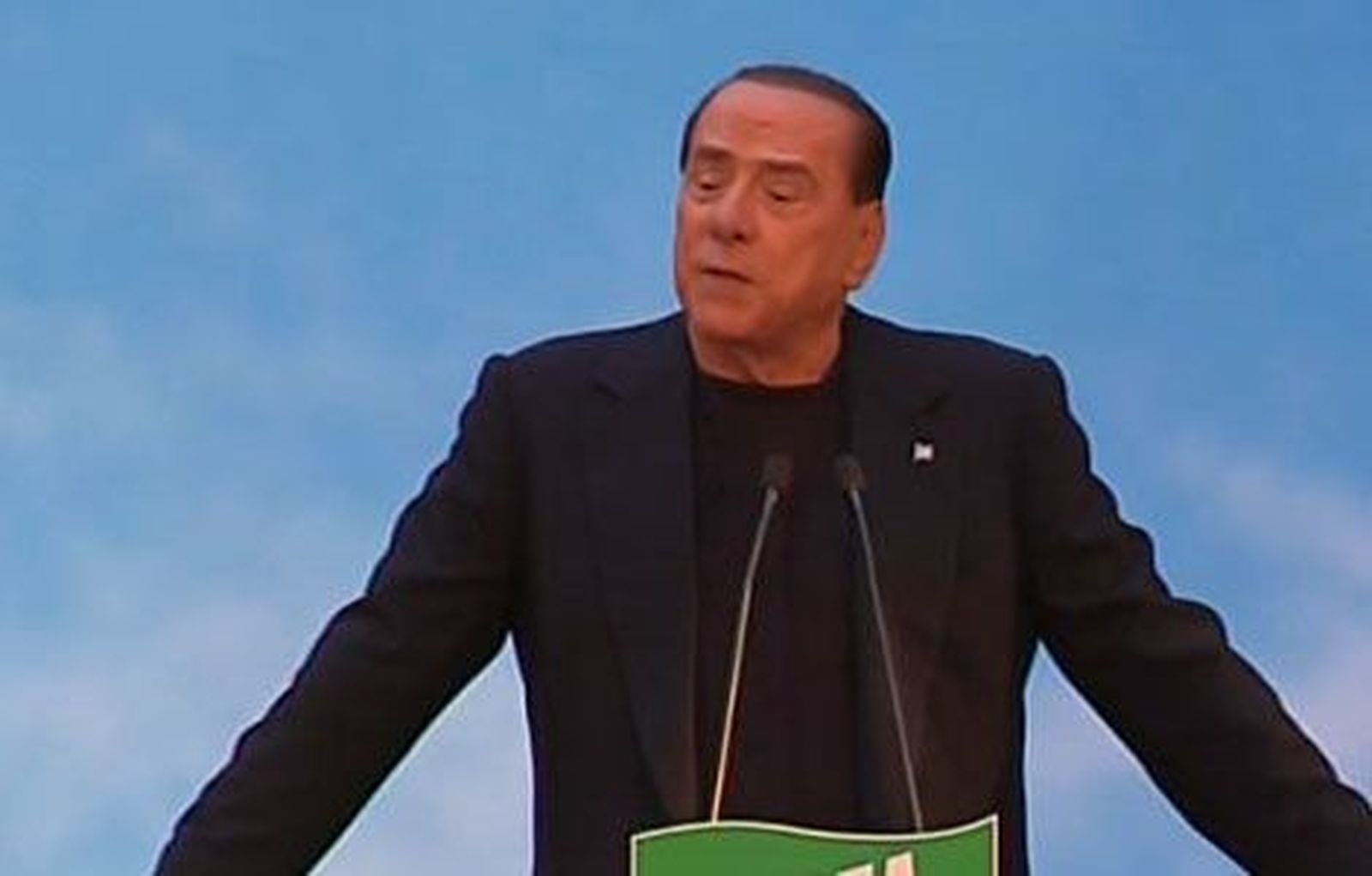 Berlusconi, expulsado del Senado italiano por su condena por fraude fiscal