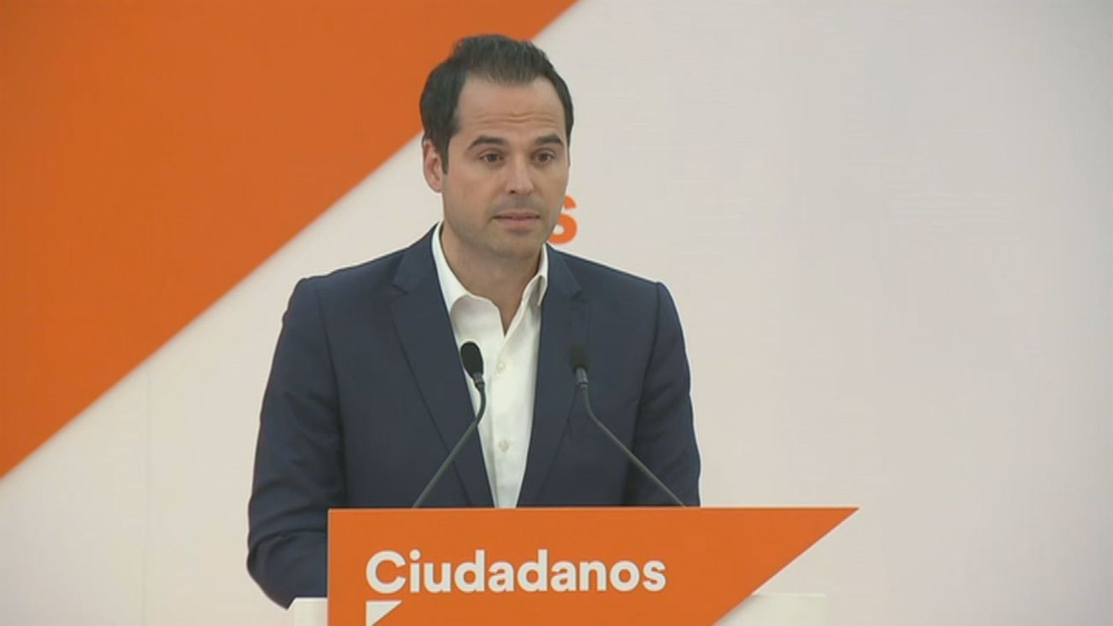 Aguado promete abrir el Metro de Madrid las 24 horas los fines de semana