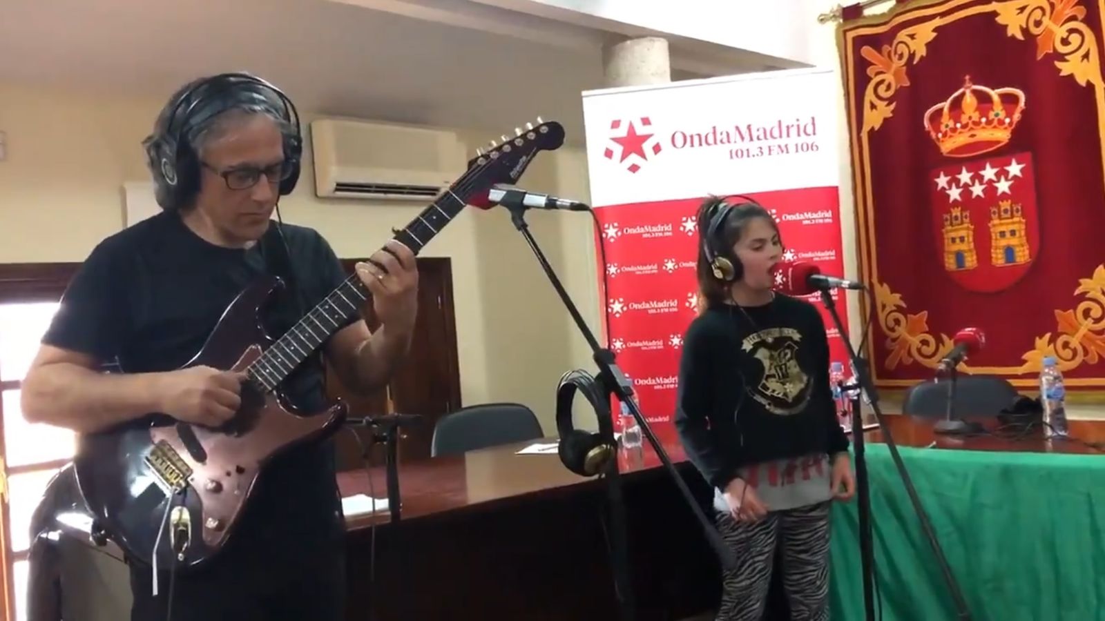 Cantantes de Villa del Prado:" Valeria Martín, 10 años"
