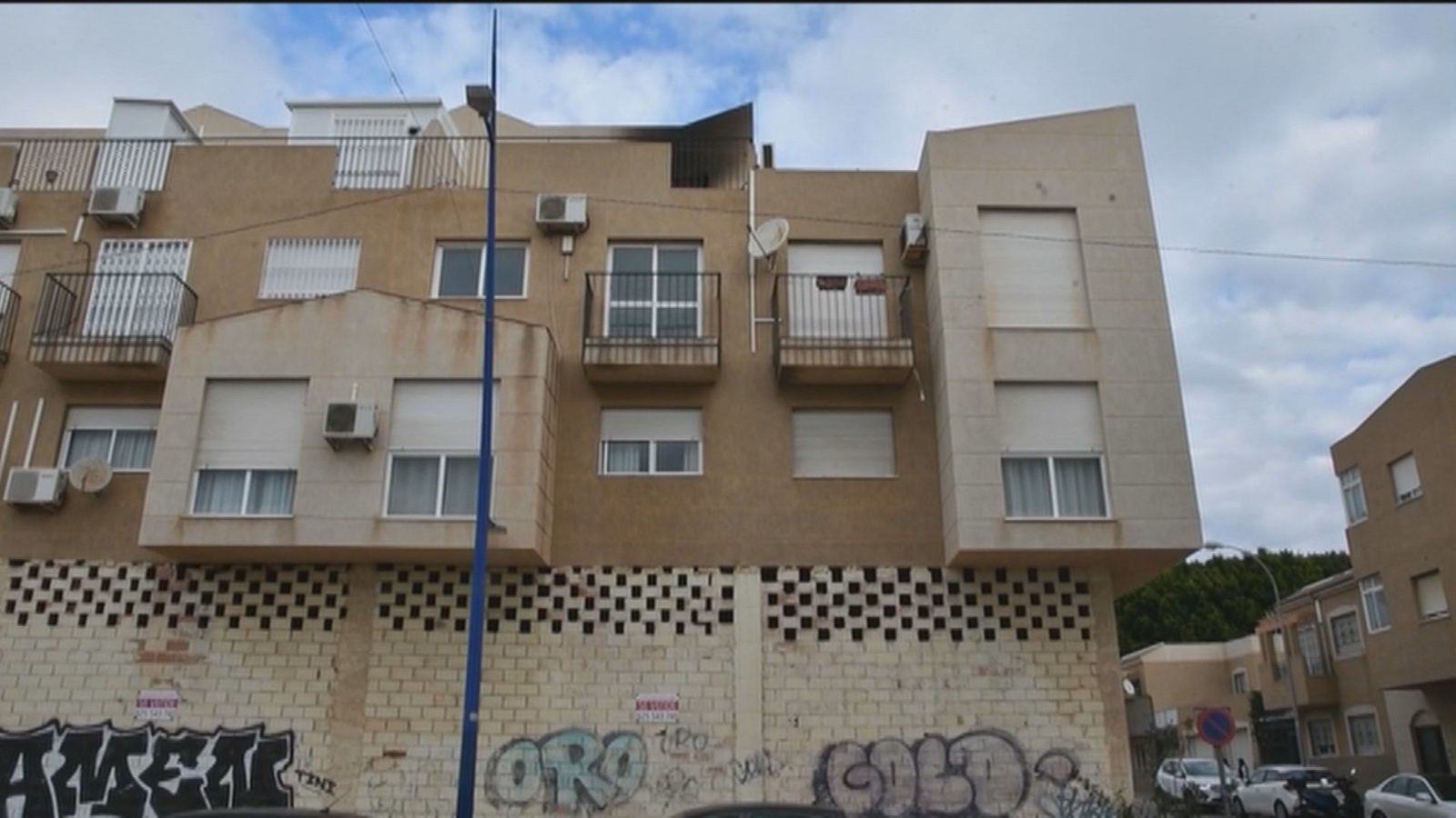 La Policía investiga como intencionado el incendio de Almería en el que han muerto una madre y dos hijos