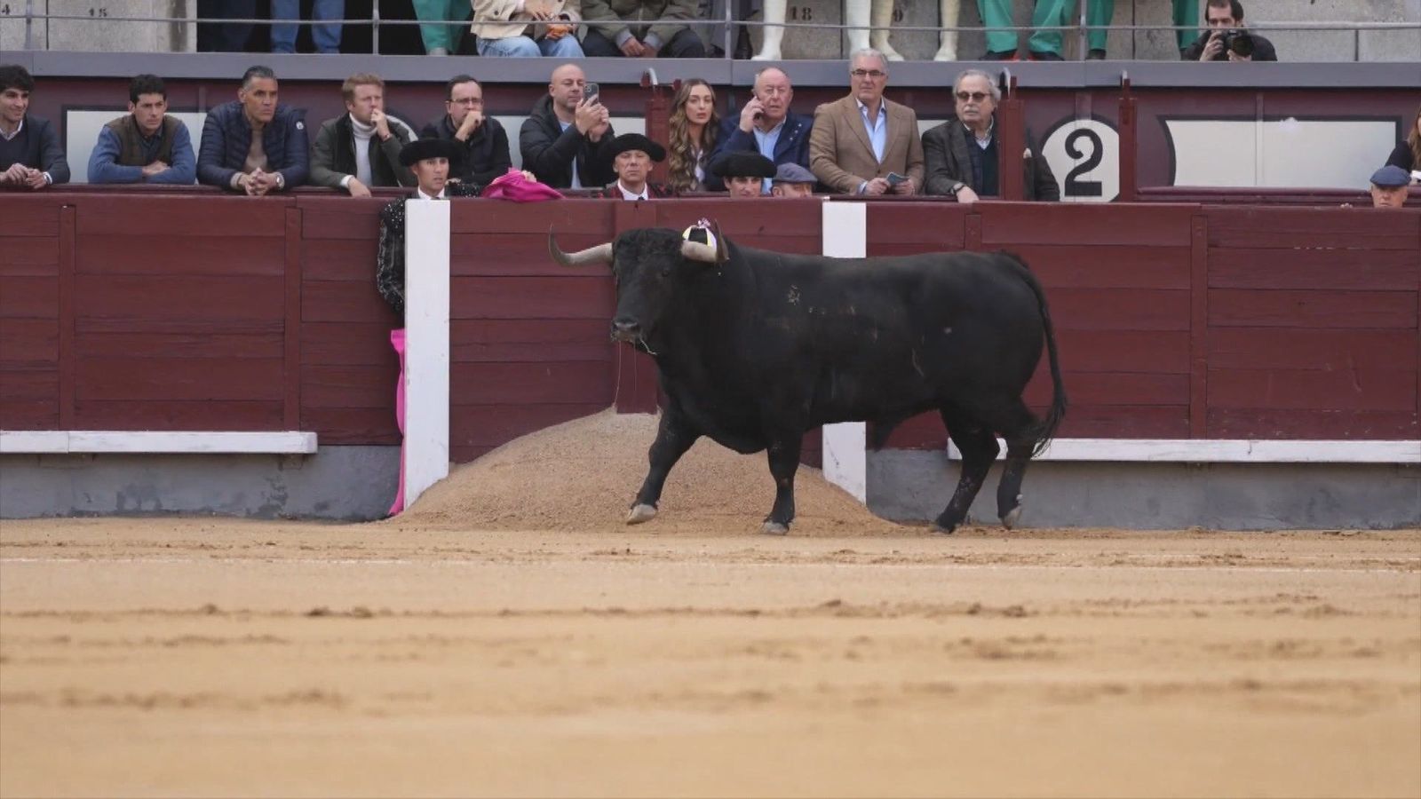 Las Ventas inaugura la temporada con más de 14.000 asistentes