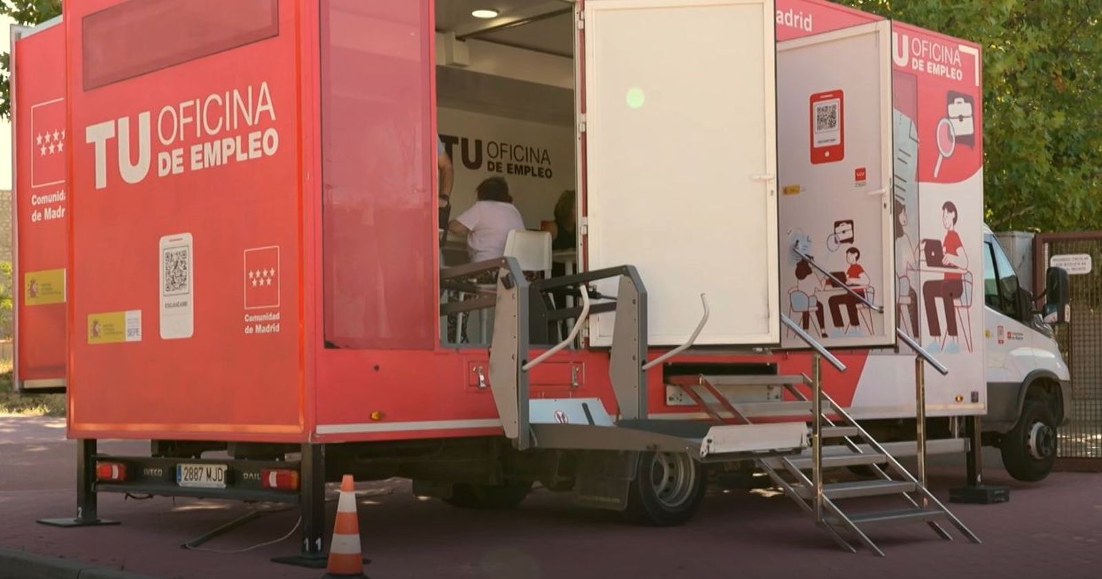 Conoce la Oficina de Empleo Móvil de la Comunidad de Madrid