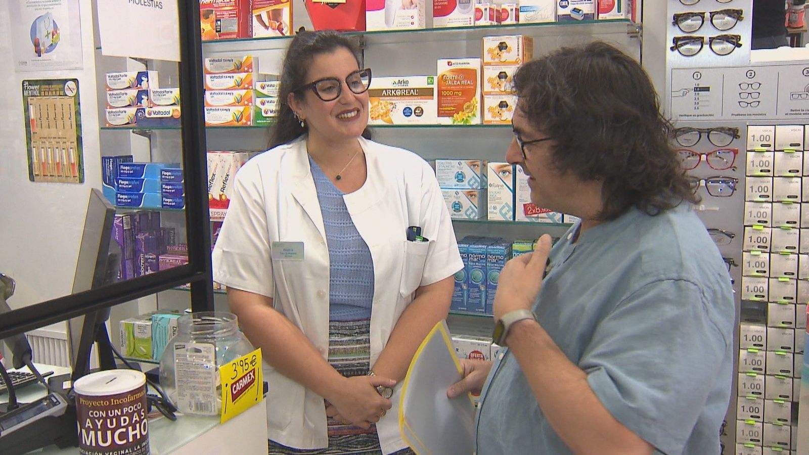 Incofarmacia, el proyecto en Villaverde que ayuda a quienes no pueden pagarse los medicamentos