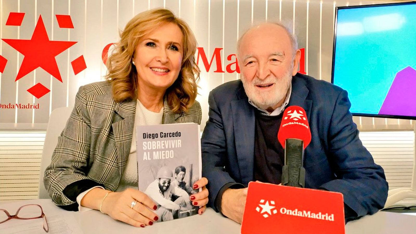 Nieves Herrero con  Diego Carcedo