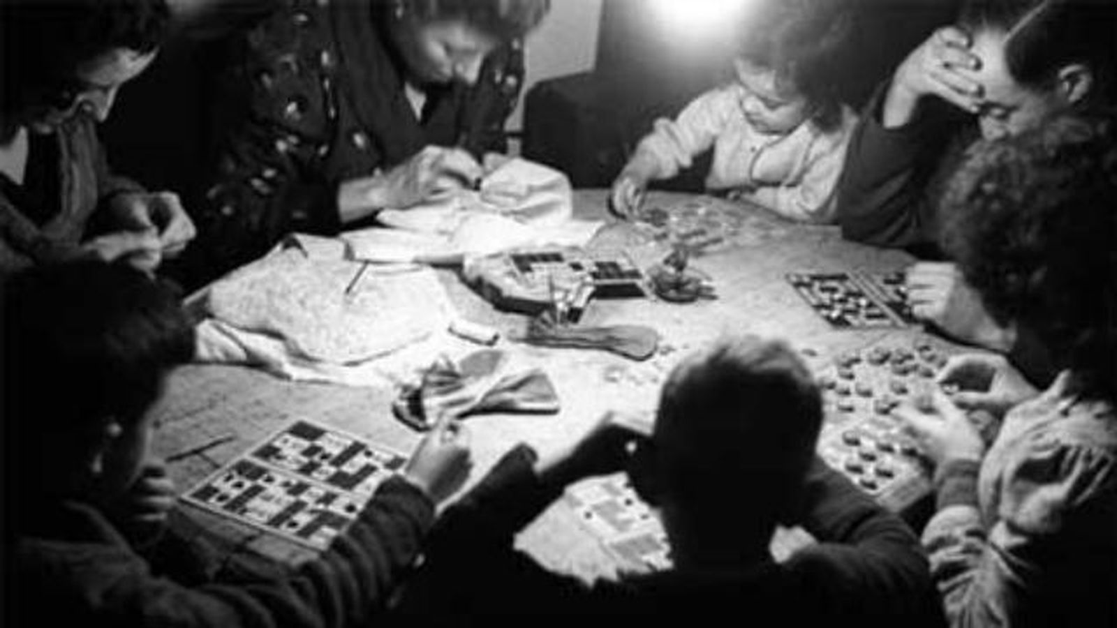 Una exposición virtual recupera imágenes  de los juguetes más conocidos del siglo XX