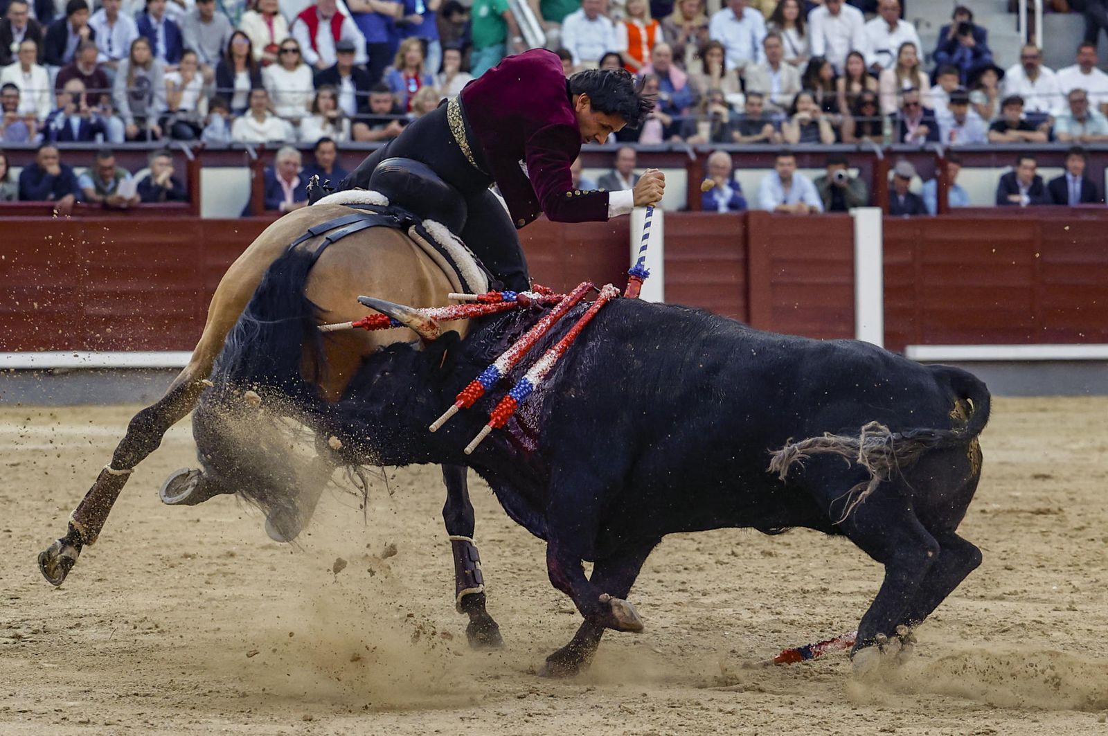 El rejoneador Diego Ventura, durante la corrida de rejones de San Isidro 2025