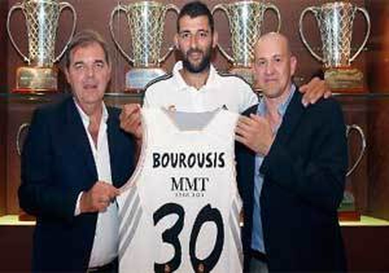El Real Madrid ficha al pívot griego Ioannis Bourousis