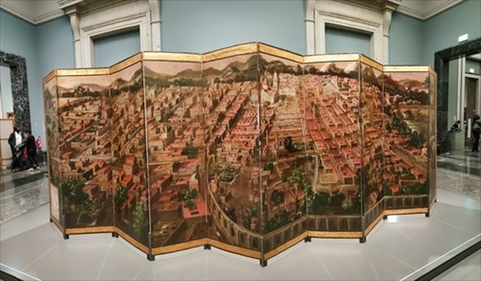 La obra "Biombo de la Conquista de México y La muy noble y leal ciudad de México", en el Museo del Prado