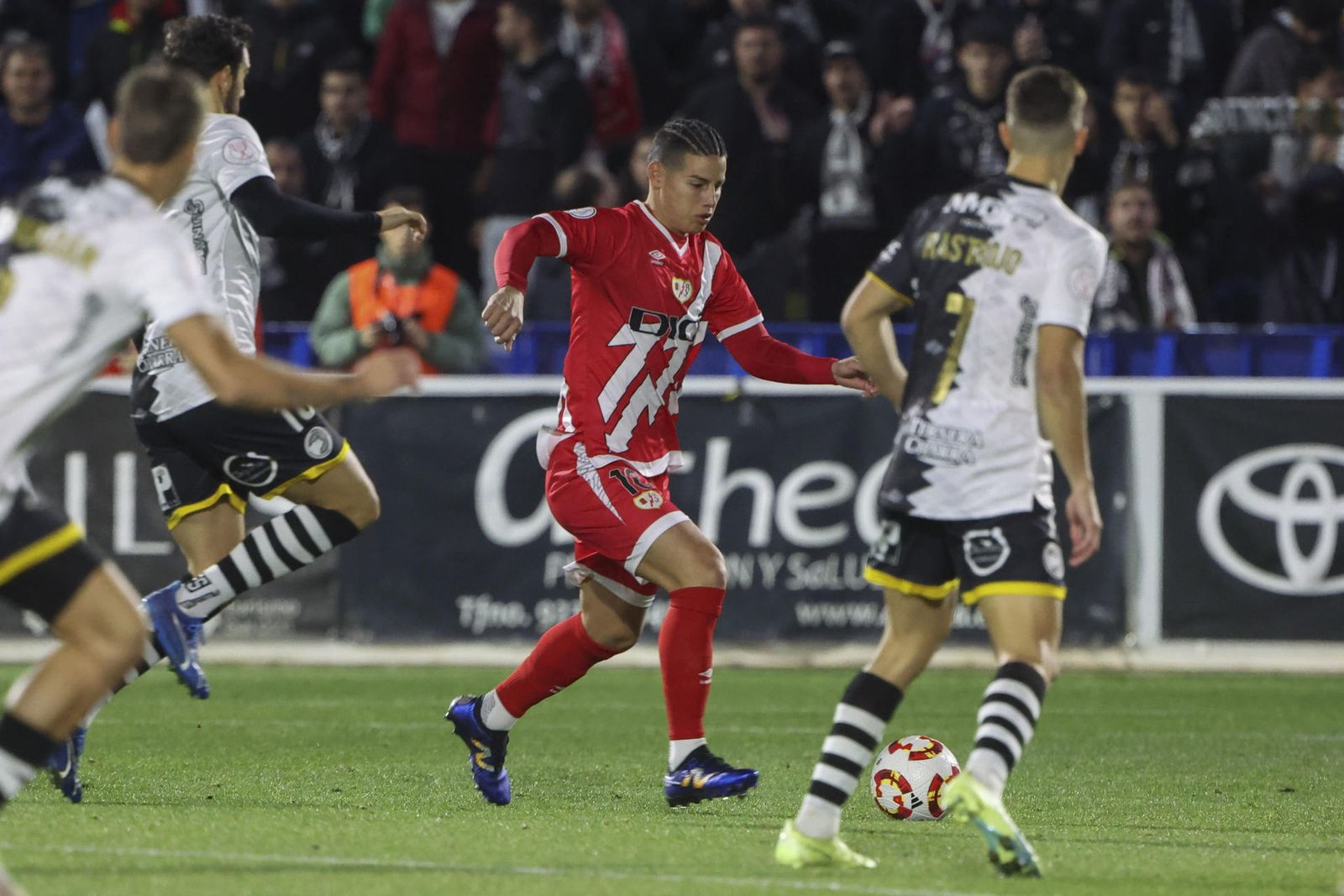 El centrocampista colombiano del Rayo Vallecano, James Rodríguez