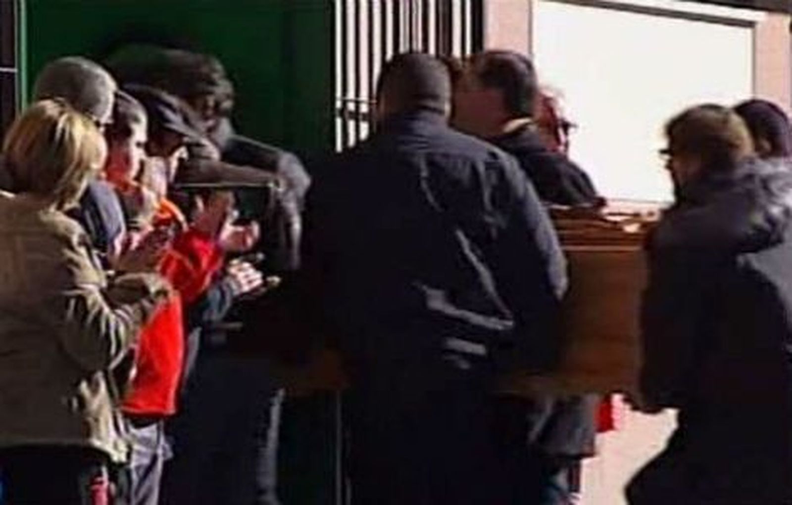 Unas 5.000 personas despiden a los mineros fallecidos,  en un funeral conjunto en León