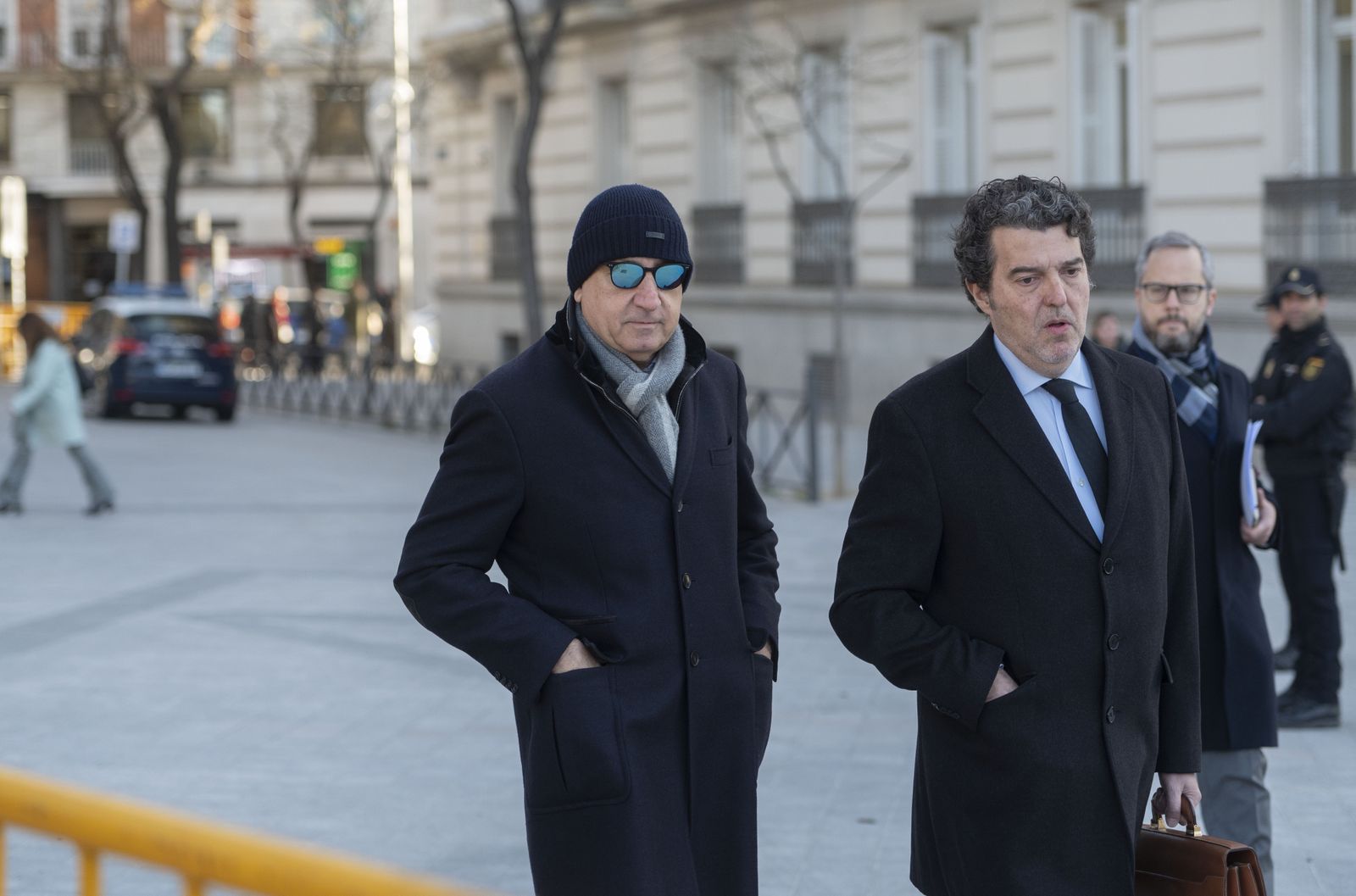 El empresario Juan Carlos Cueto (i) llega a la Audiencia Nacional
