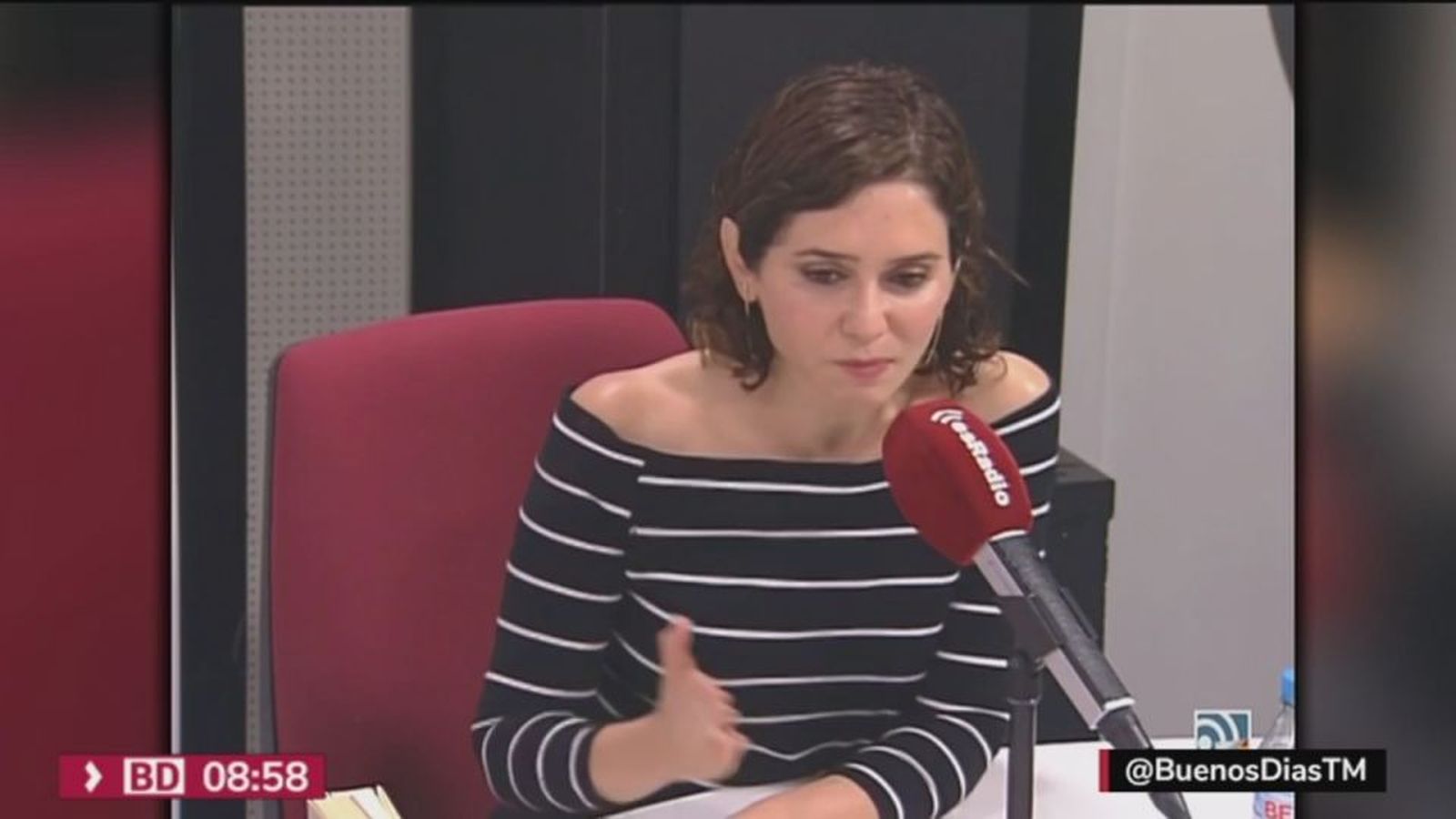 Ayuso: "No descarto que el móvil de Feijóo o el mío aparezcan en los medios de comunicación"