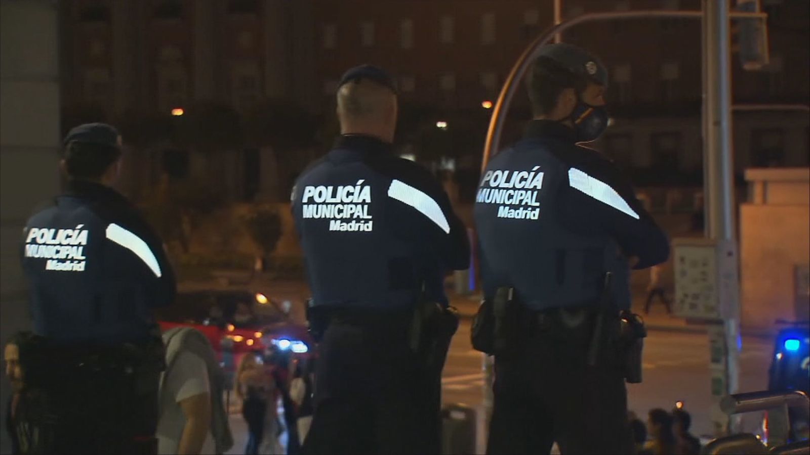 Alerta por los botellones en el Puente del Pilar