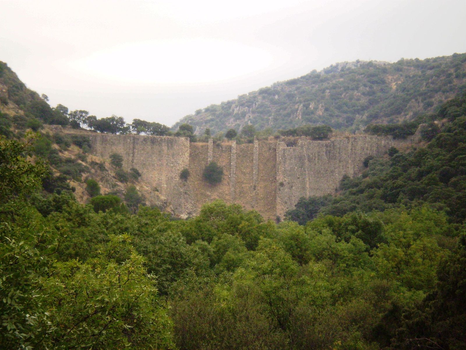 La presa de Gasco, de Torrelodones al Atlántico