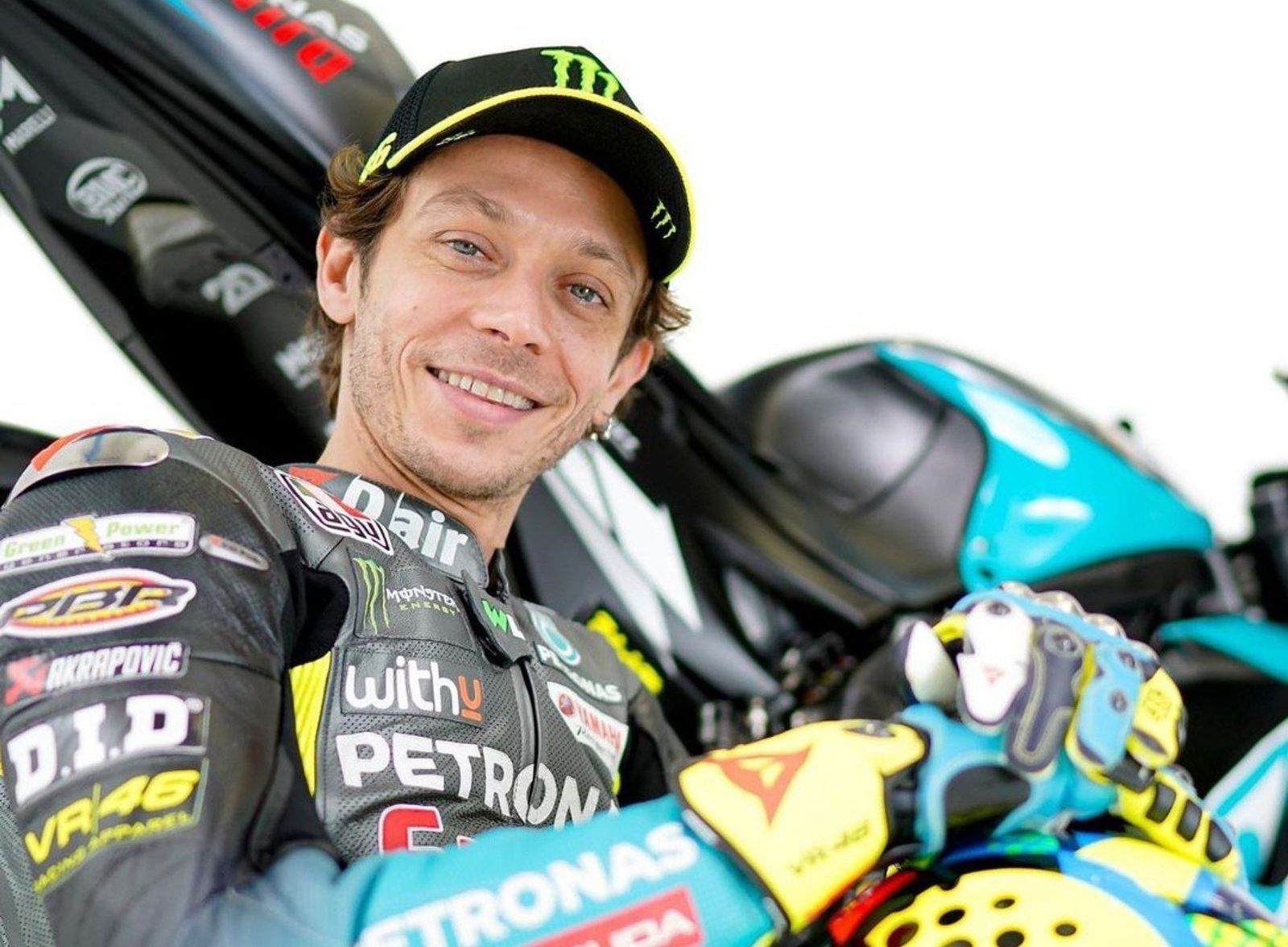 Valentino Rossi se baja de la moto a los 42 años