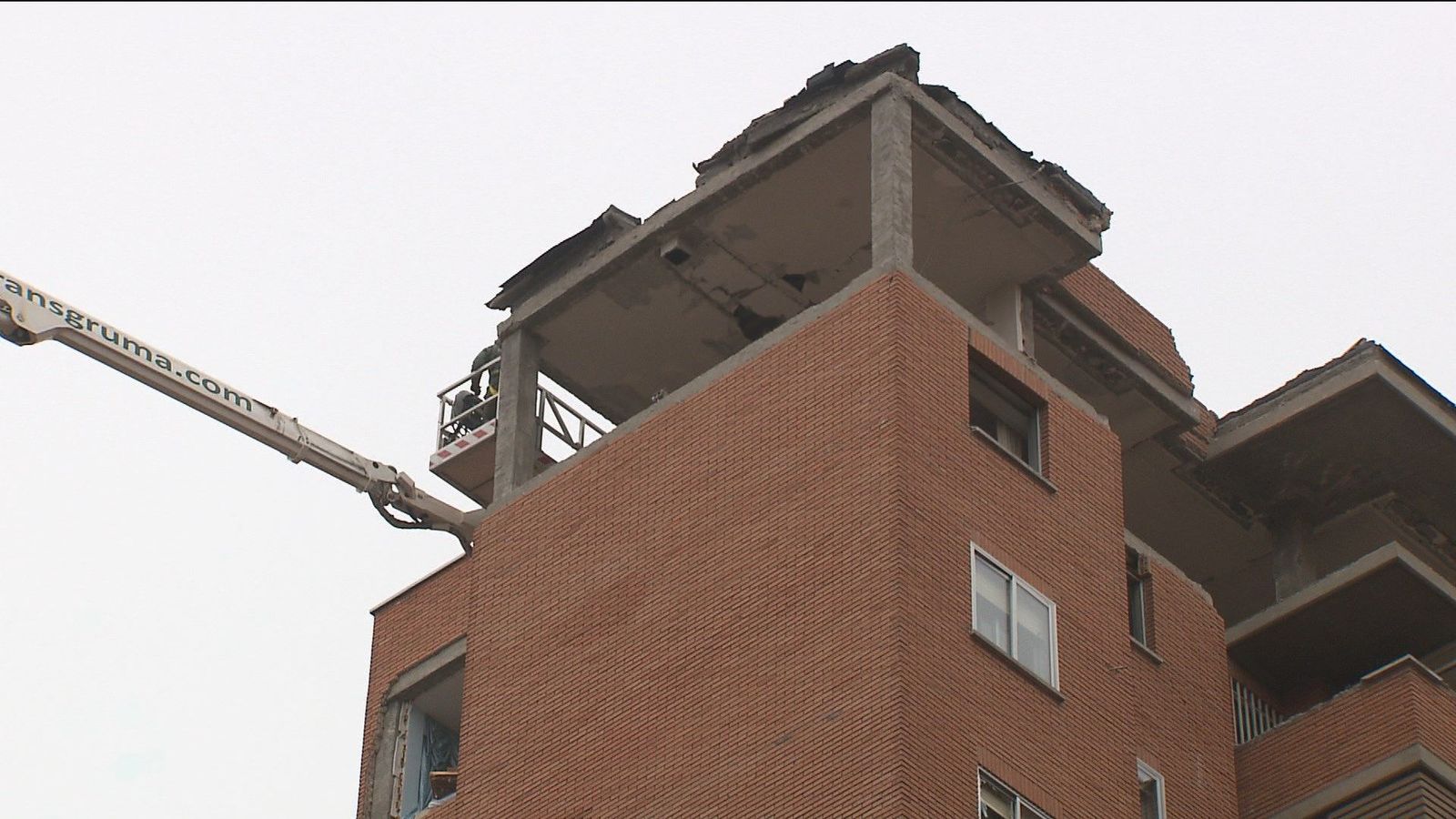 Algunos vecinos afectados por la explosión de Vallecas podrán recoger este martes sus pertenencias
