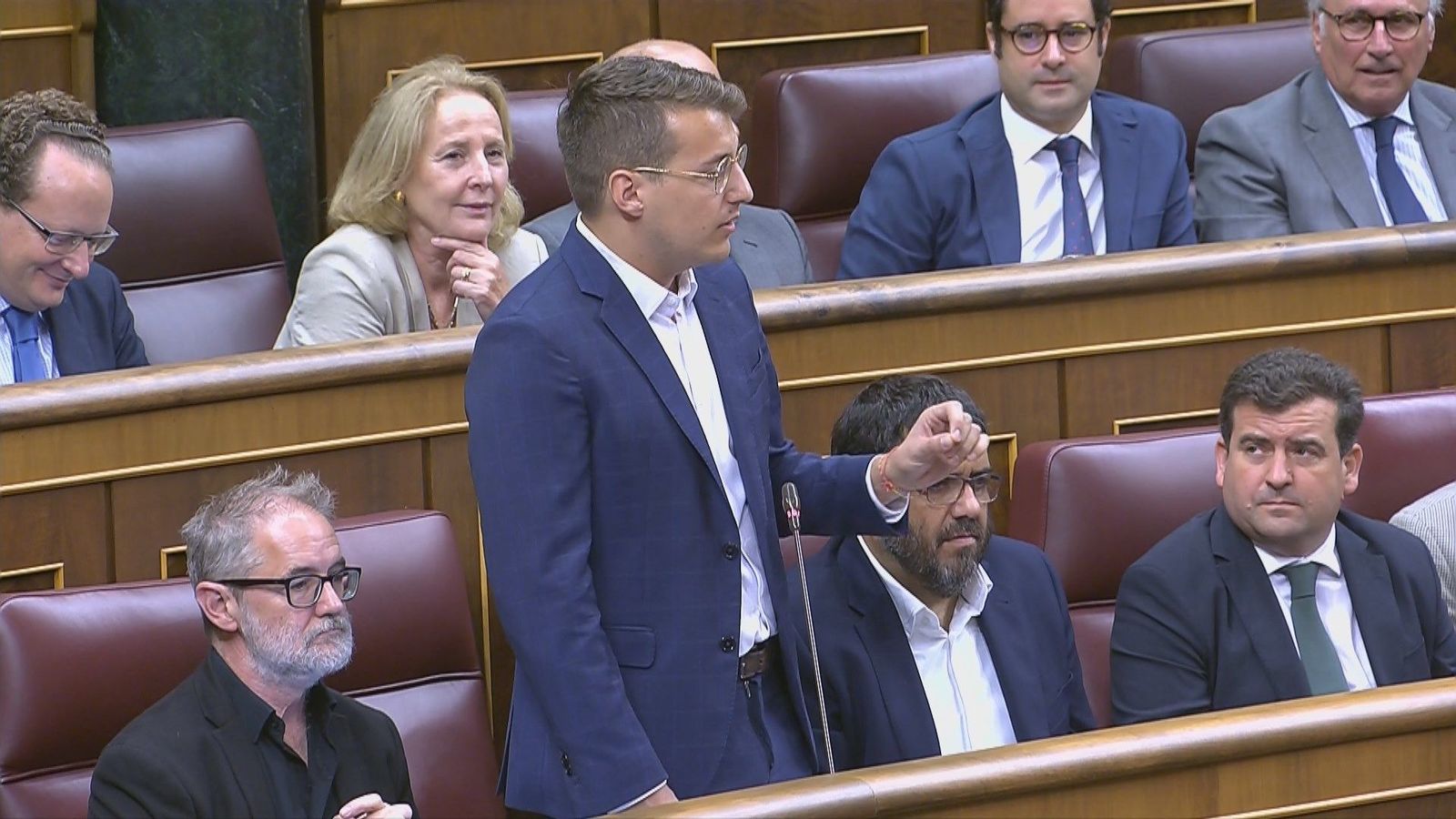 El diputado de la Chunta emplea por primera vez el aragonés en el Congreso para responder a Vox