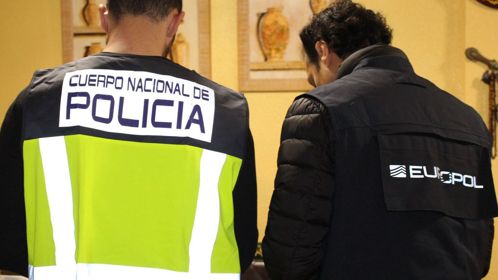 30 detenidos en una operación contra el amaño de parejas de hecho con inmigrantes