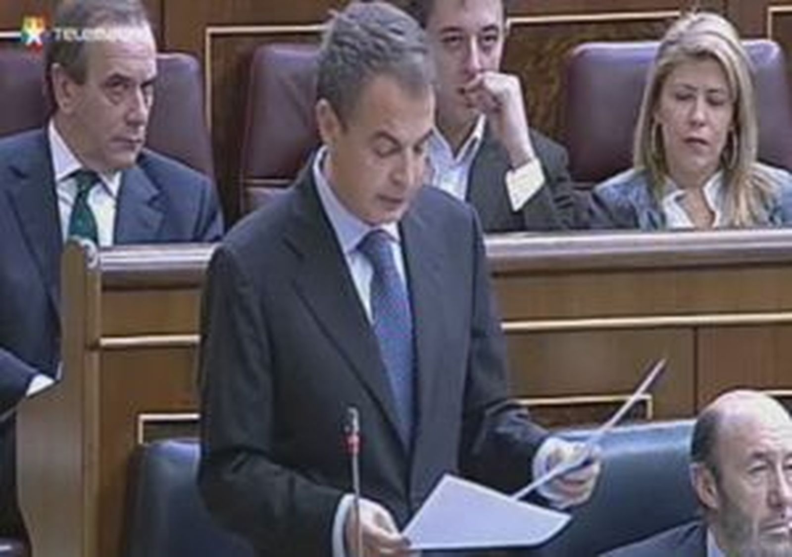 Las medidas de Zapatero son insuficientes