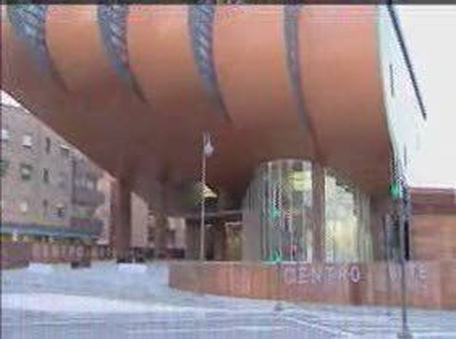 38centroarte_20101116V0.wmv