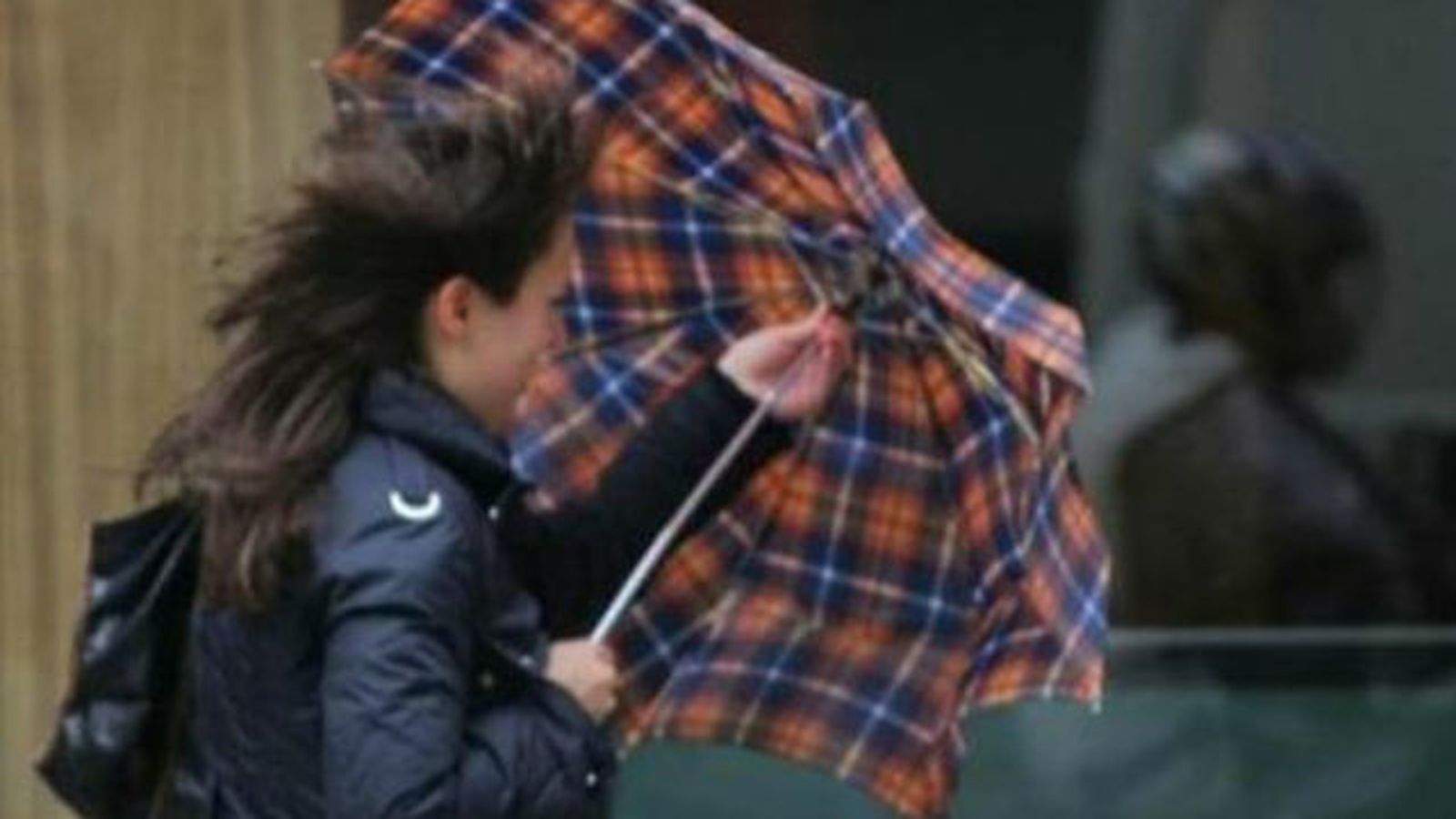 El 112 pide precaución este lunes por ráfagas de viento de hasta 70 km/hora