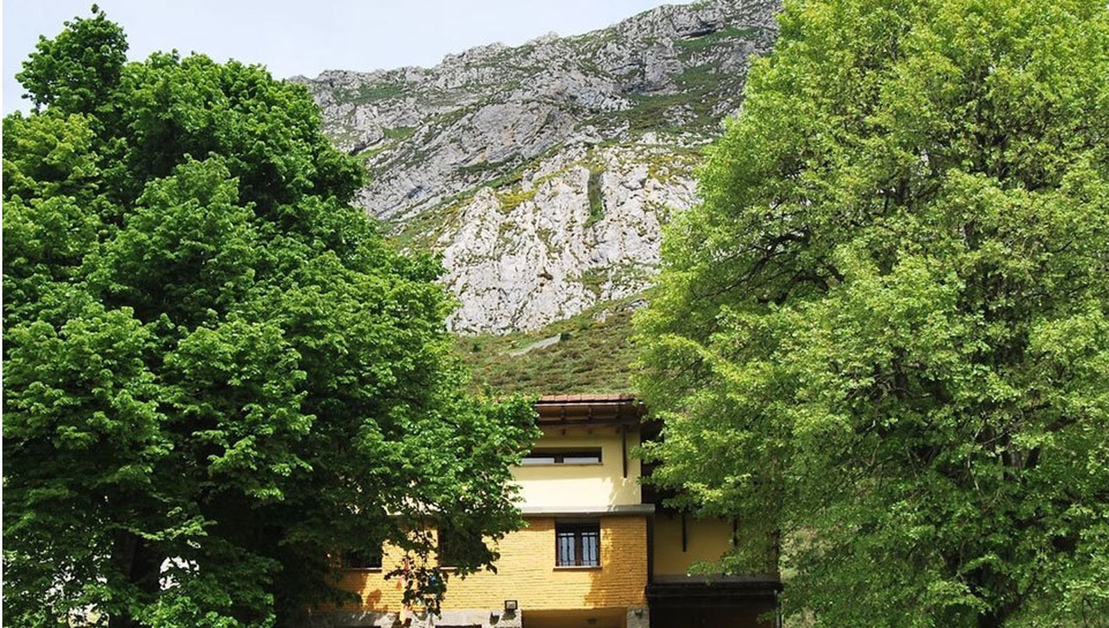 Albergue de Fayacaba en Bimenes