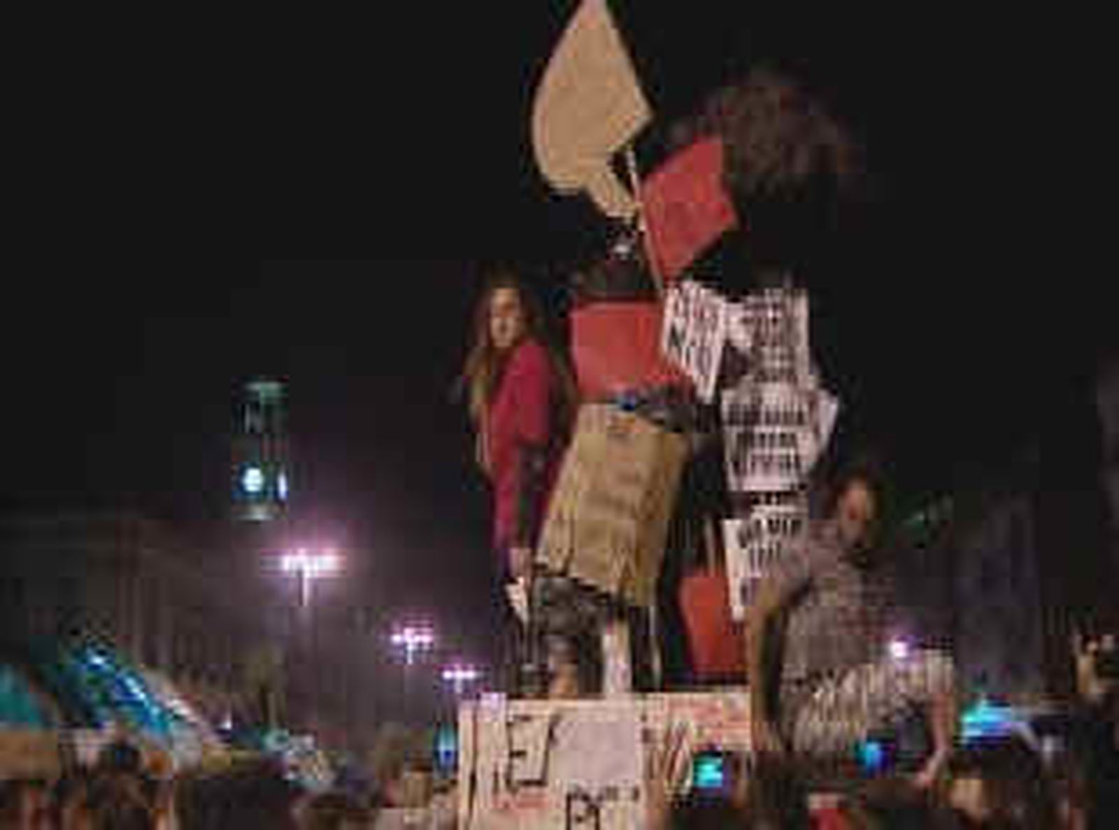Acampados en Sol sostienen que el "derecho de reunión  prevalece sobre jornada de reflexión"