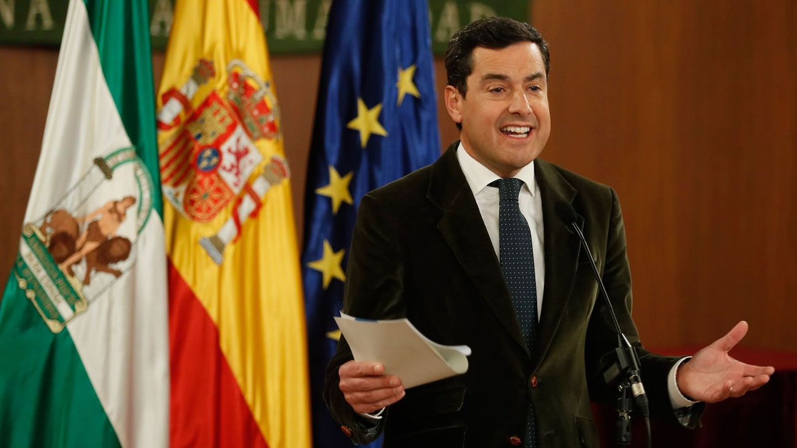 Juanma Moreno gobernará en Andalucía en coalición con Cs y apoyado por Vox
