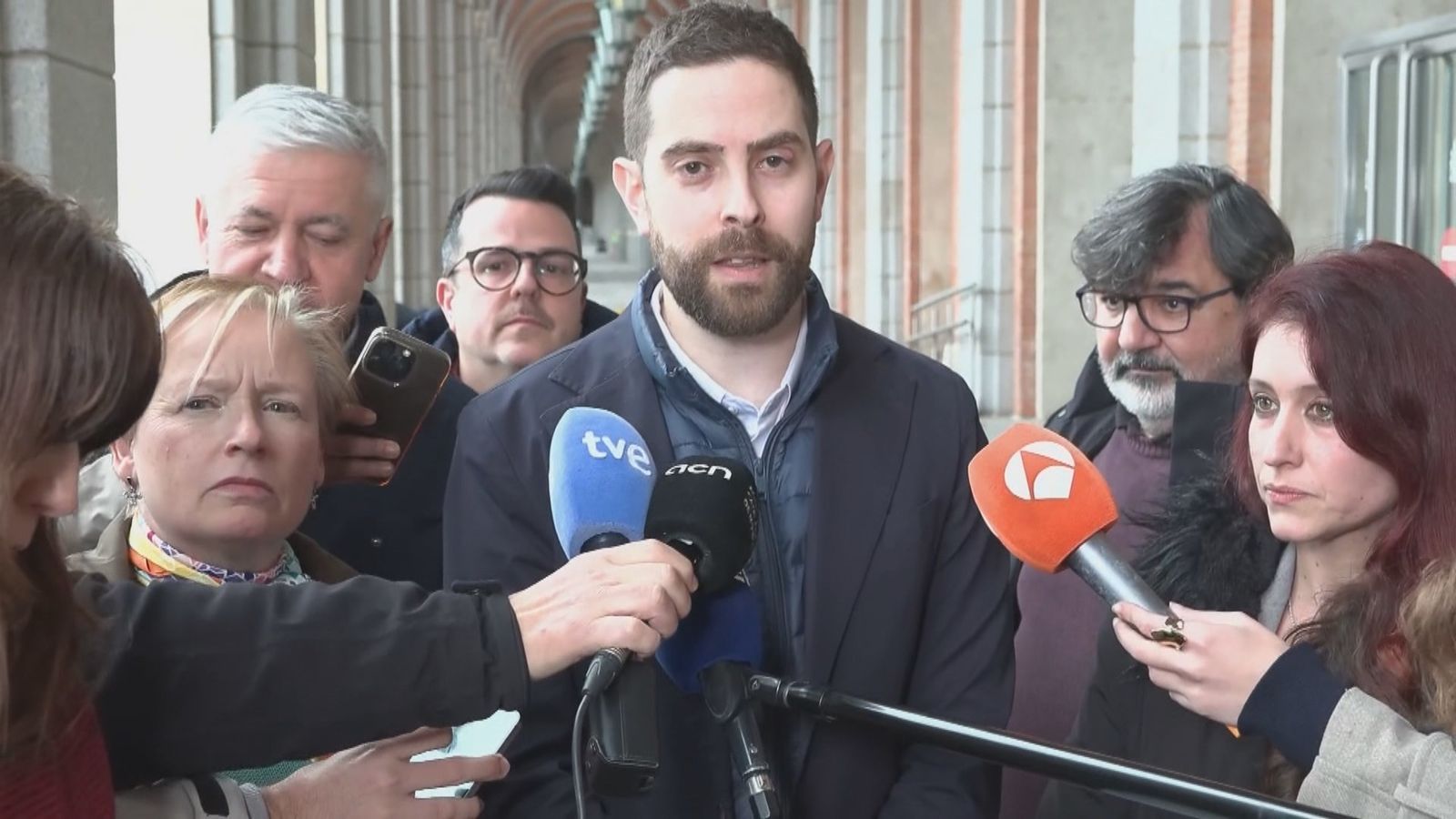 Los sindicatos desconvocan la huelga de trenes tras conseguir un aumento de 3.600 trabajadores en Renfe y Adif