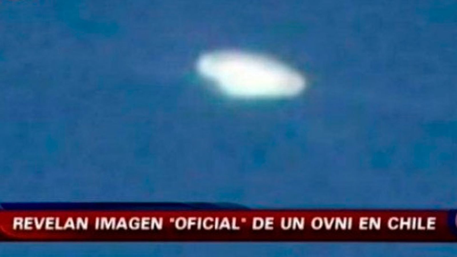Imagen de Chilevisión del ovni captado por la Armada chilena
