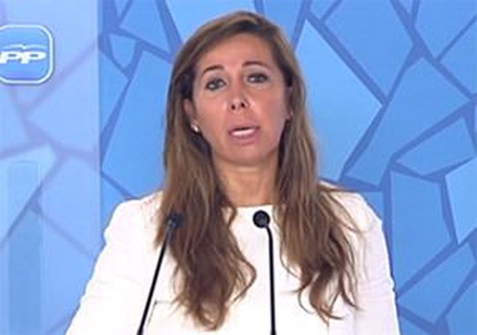 Sánchez-Camacho acusa a la Generalitat de impulsar "el odio y la hispanofobia"