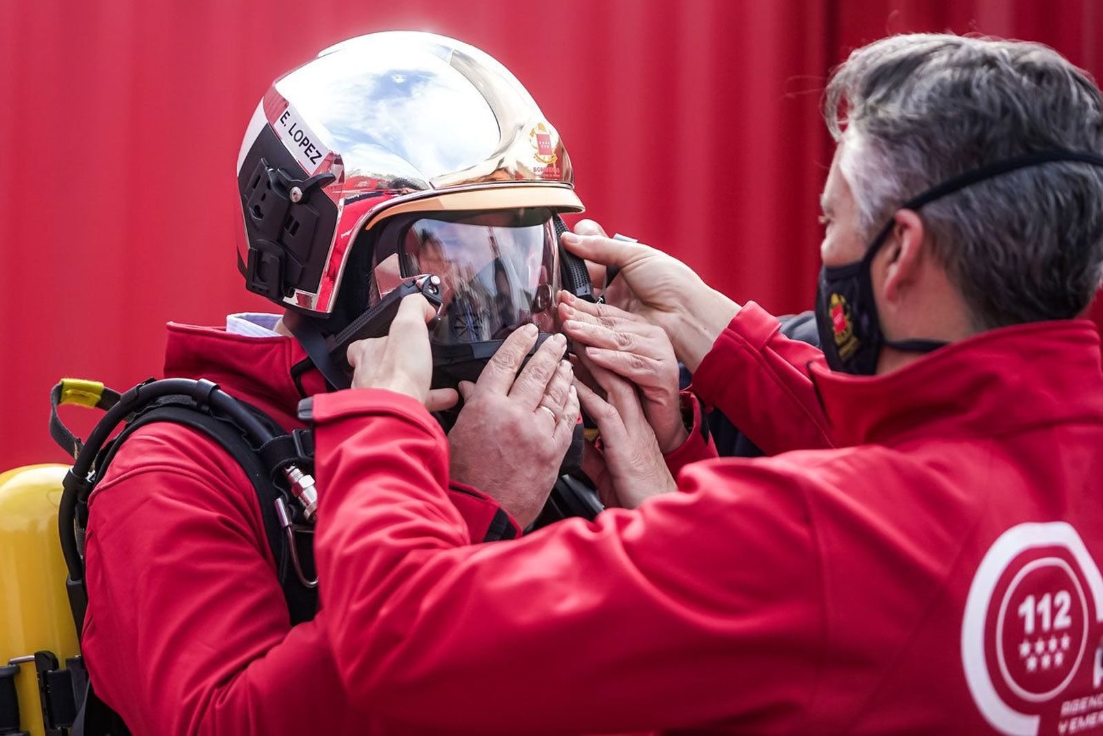 La Comunidad de Madrid refuerza la seguridad del Cuerpo de Bomberos
