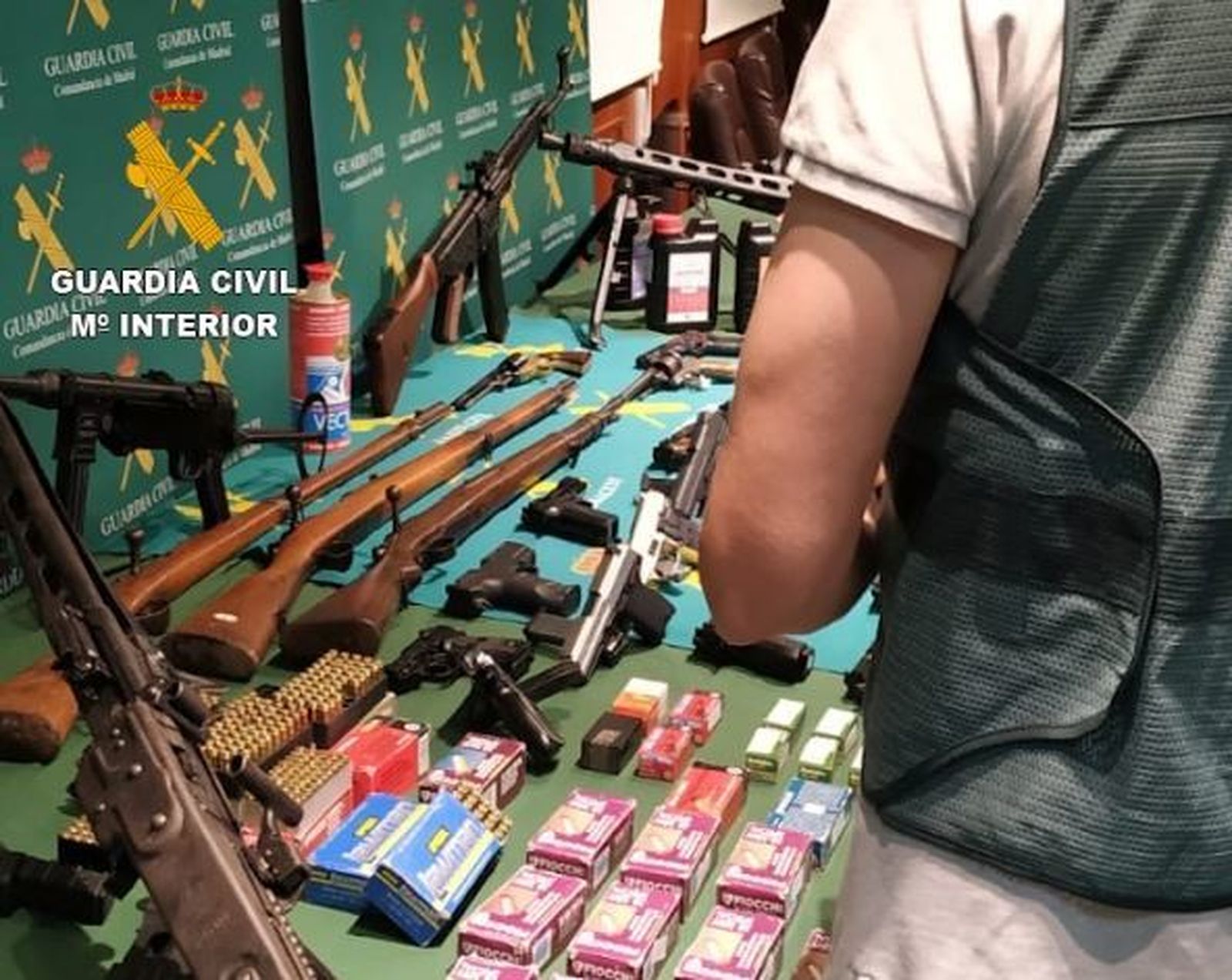 Armas de fuego intervenidas en la operación 'Botxo'