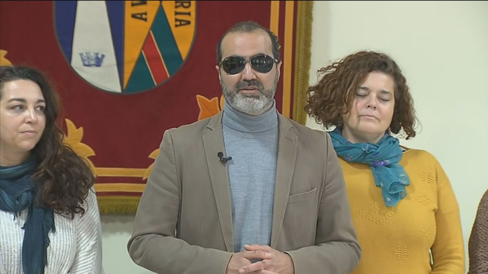 El alcalde de El Boalo defiende el pago de un autobús para ir a una manifestación de Sanidad