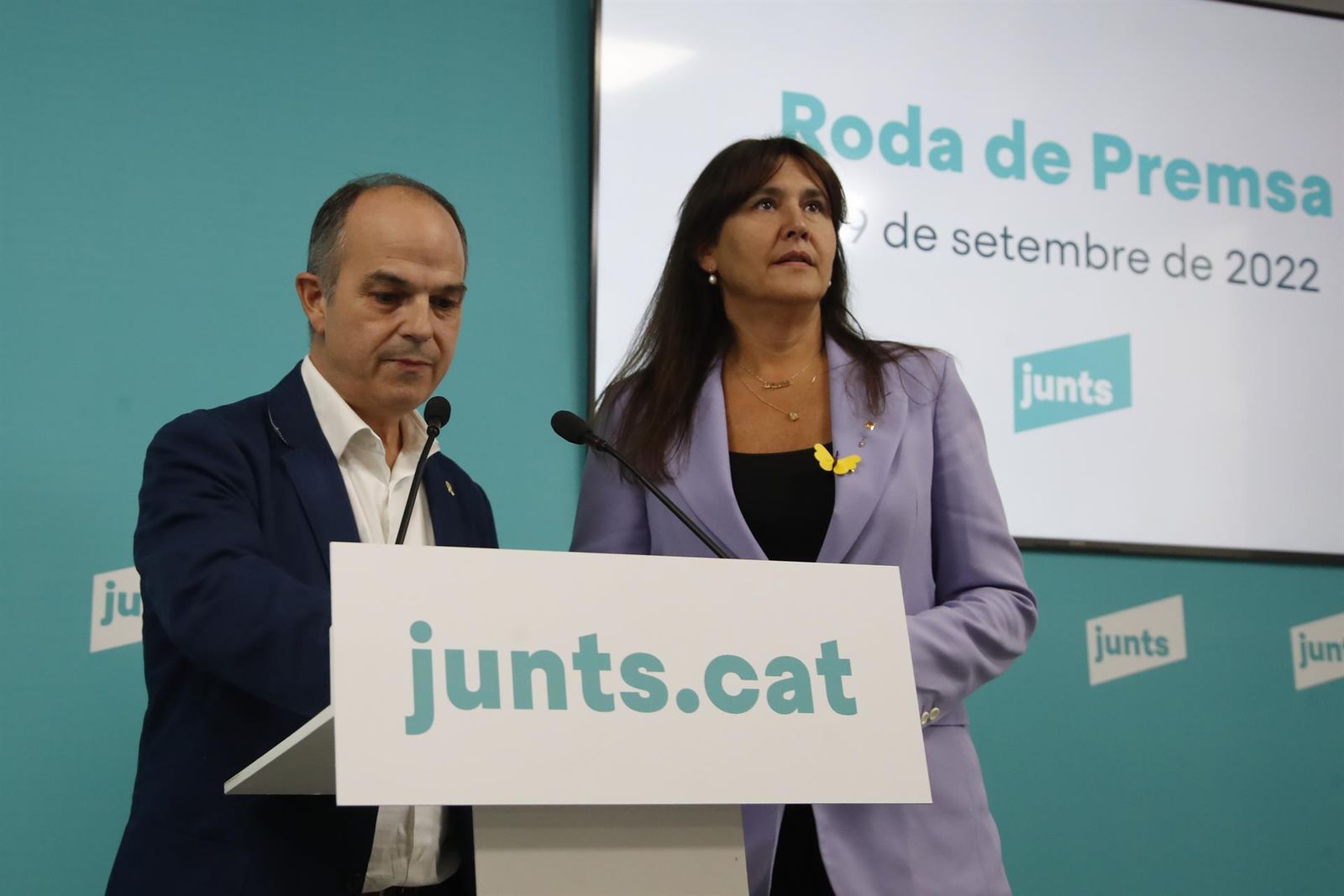 El secretario general de JxCat Jordi Turull y la presidenta del partido, Laura Borràs